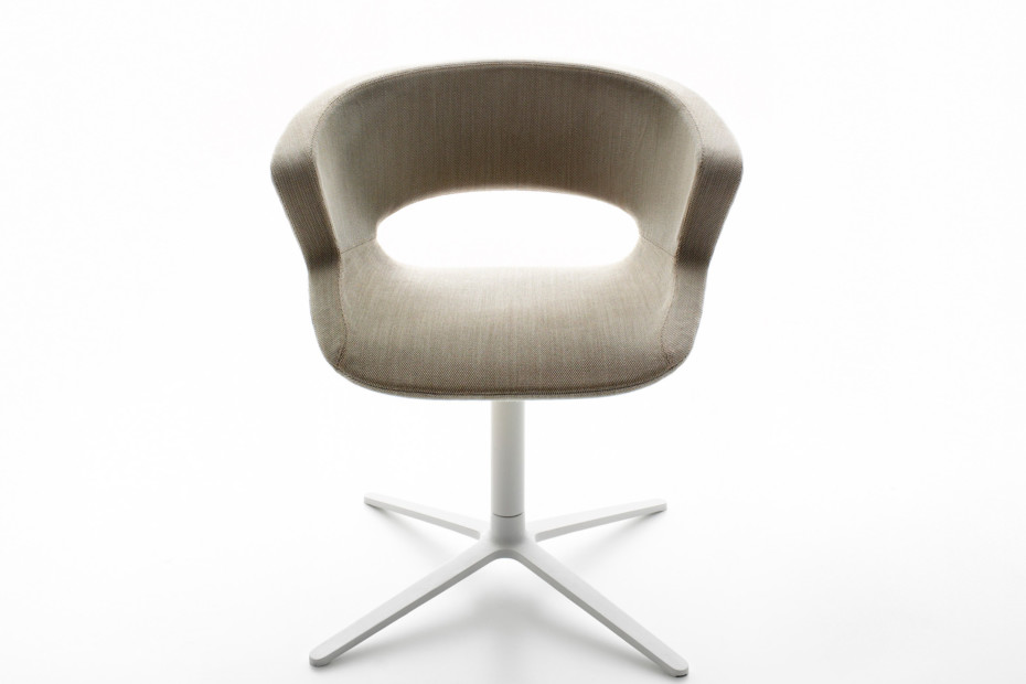 开云（中国） - 坐具|休闲椅|办公家具|设计师家具|Zed 洽谈椅/会客椅