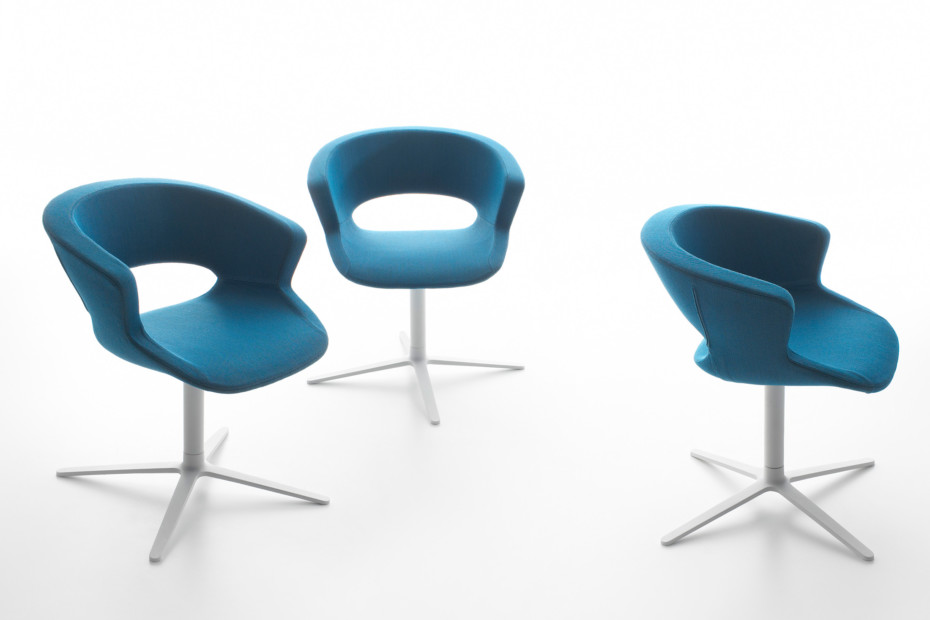 开云（中国） - 坐具|休闲椅|办公家具|设计师家具|Zed 洽谈椅/会客椅