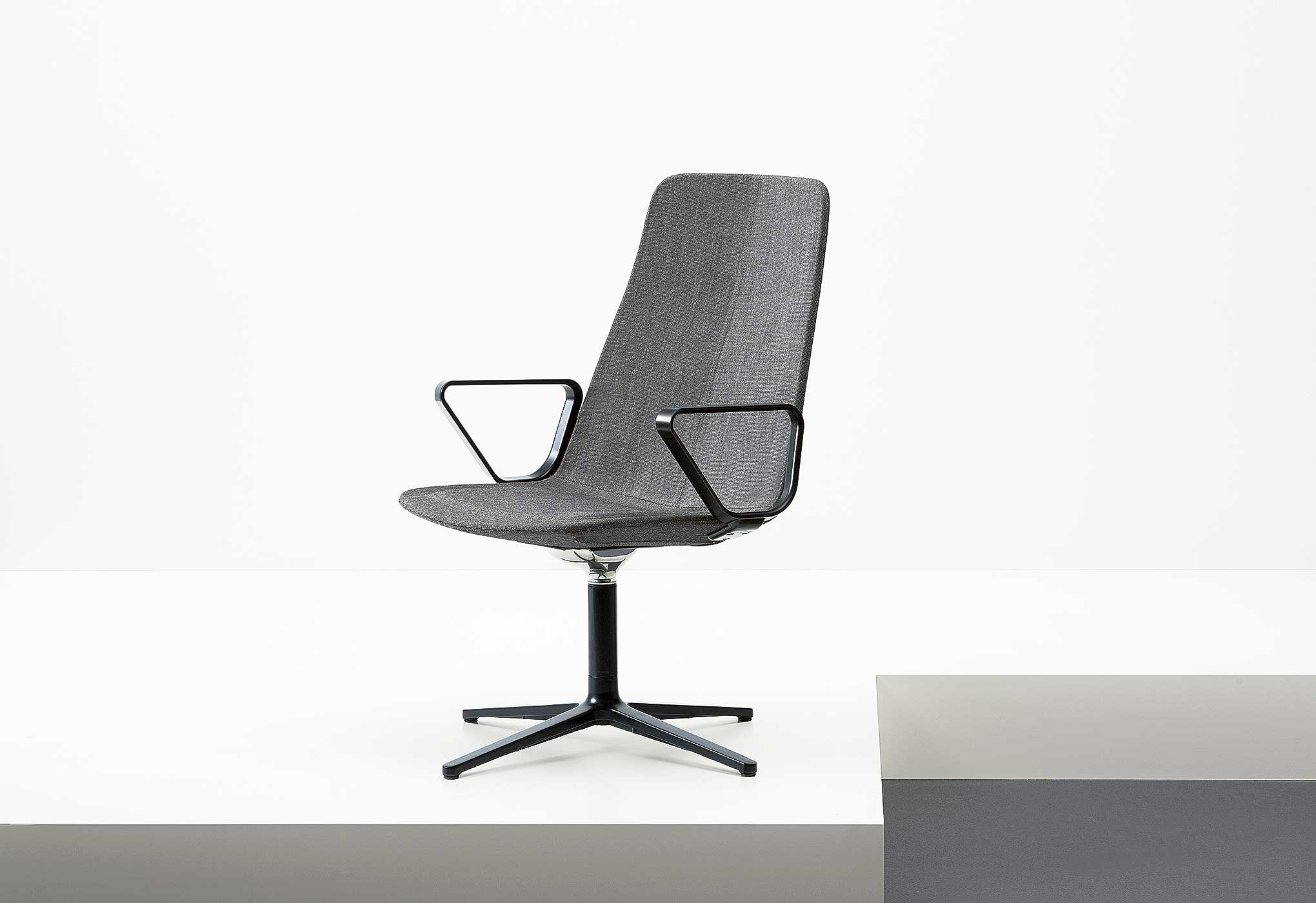 开云（中国） - 坐具|休闲椅|办公家具|设计师家具|Stratos MH 洽谈椅/办公椅