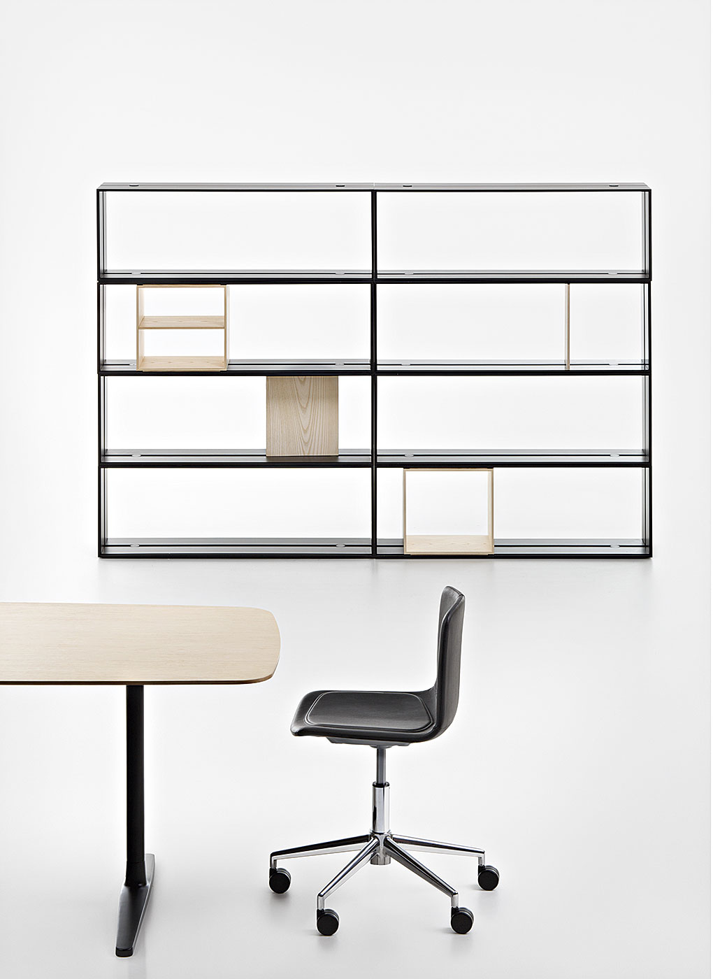 开云（中国） - 坐具|休闲椅|办公家具|设计师家具|Stratos 洽谈椅/办公椅