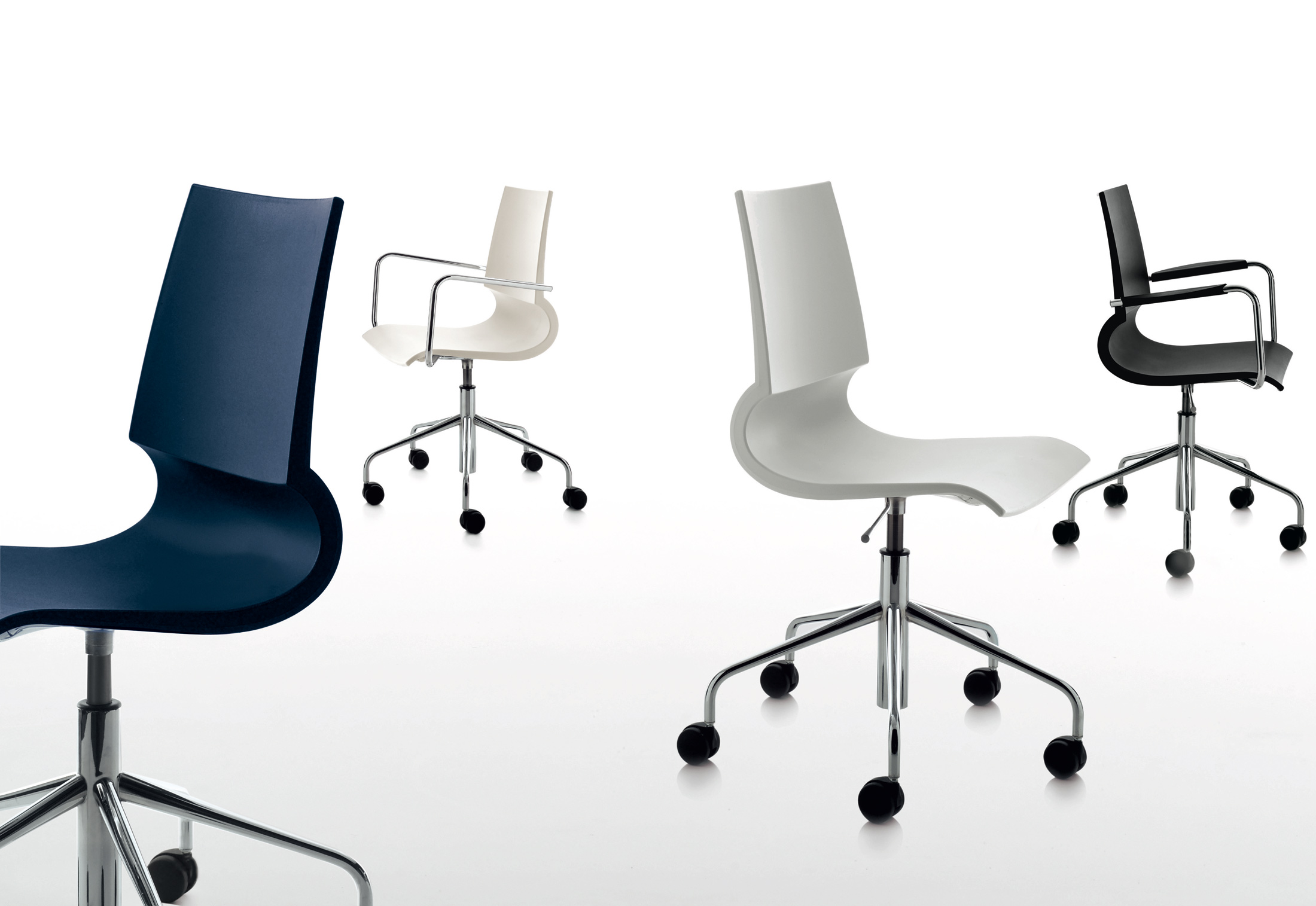 开云（中国） - 坐具|休闲椅|办公家具|设计师家具|Ricciolina 洽谈椅/办公椅