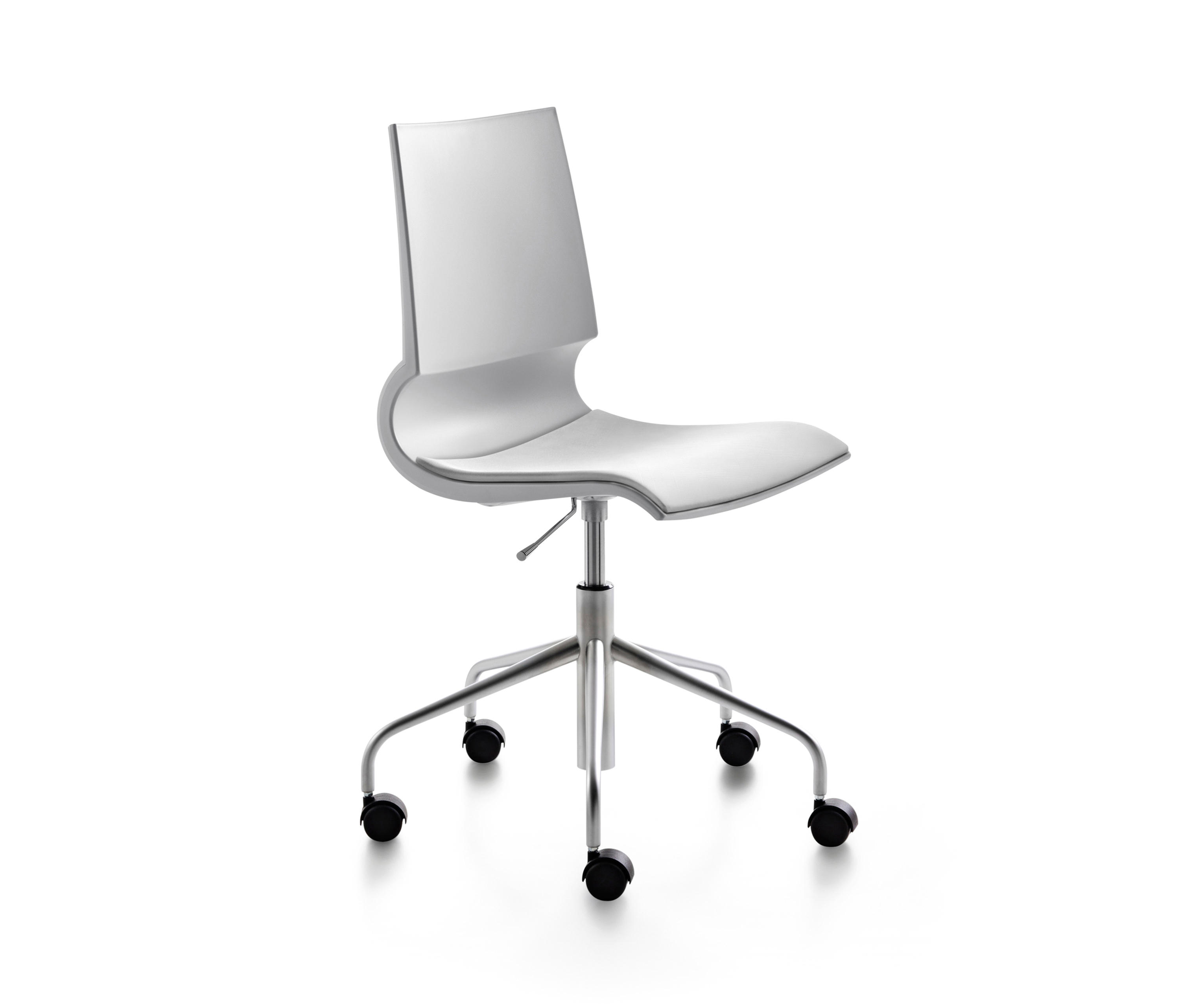 开云（中国） - 坐具|休闲椅|办公家具|设计师家具|Ricciolina 洽谈椅/办公椅