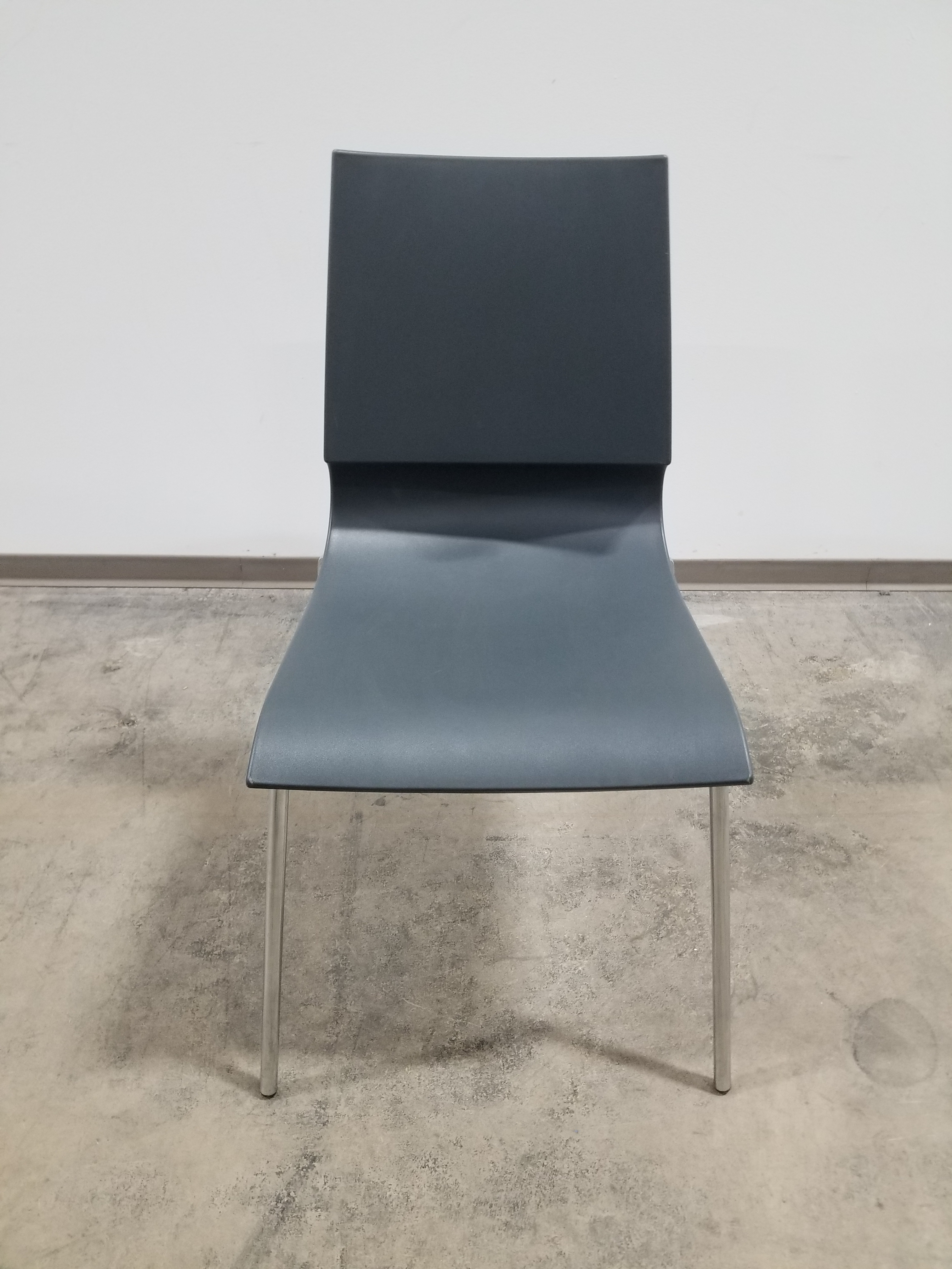 开云（中国） - 坐具|休闲椅|办公家具|设计师家具|Ricciolina 洽谈椅/办公椅