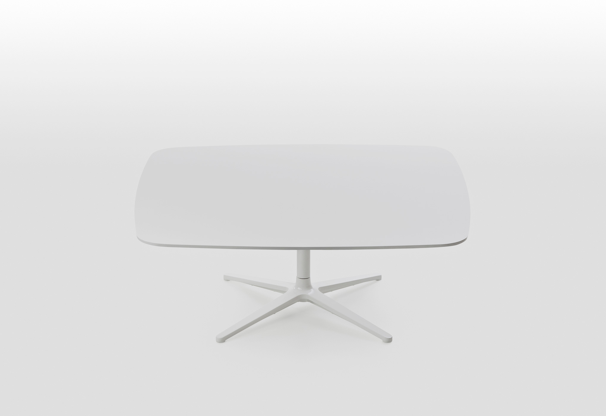 开云（中国） - 桌几|茶几/边几|办公家具|设计师家具|Plato 洽谈桌/咖啡桌