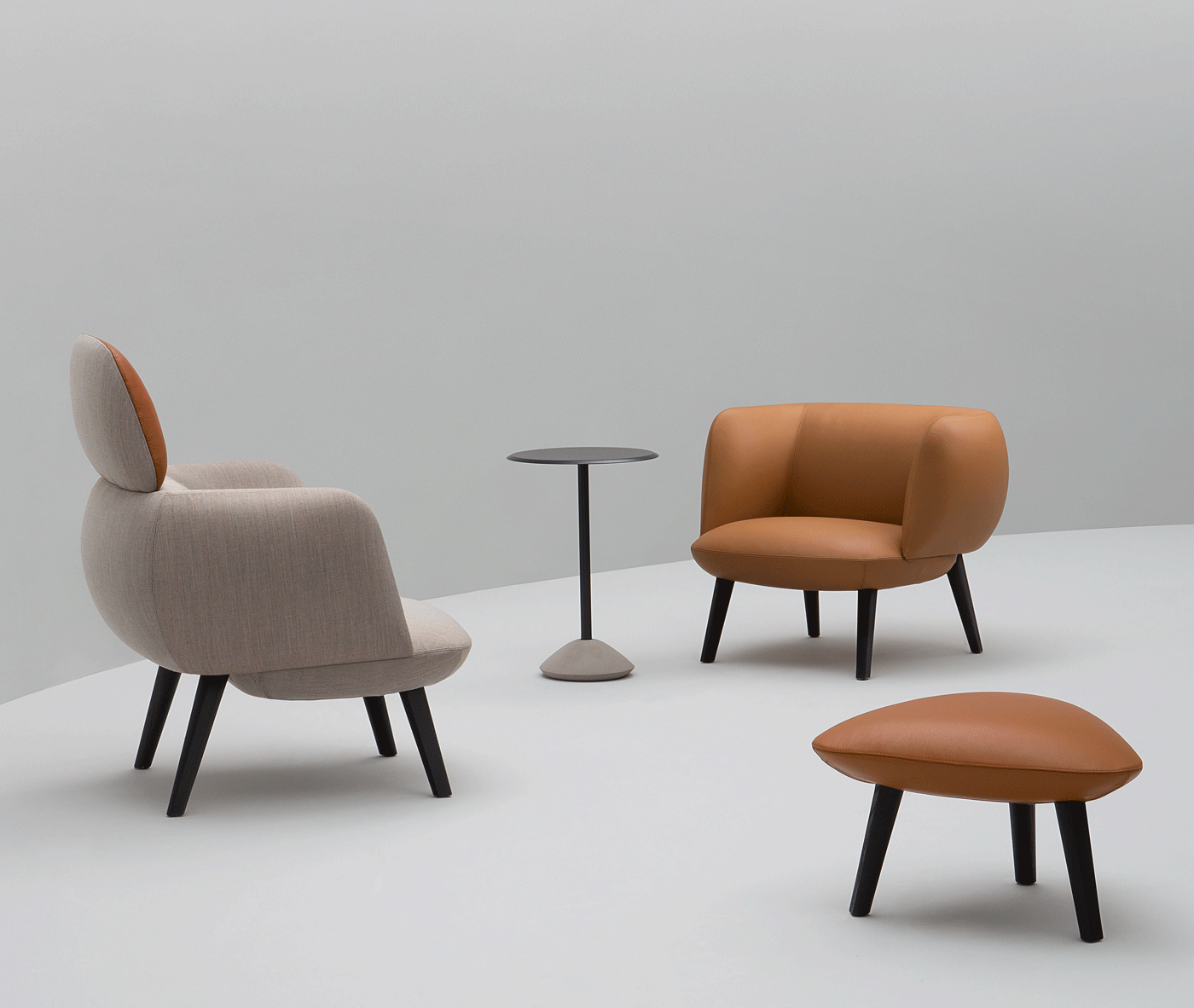 开云（中国） - 桌几|茶几/边几|办公家具|设计师家具|Baba 咖啡桌/茶几