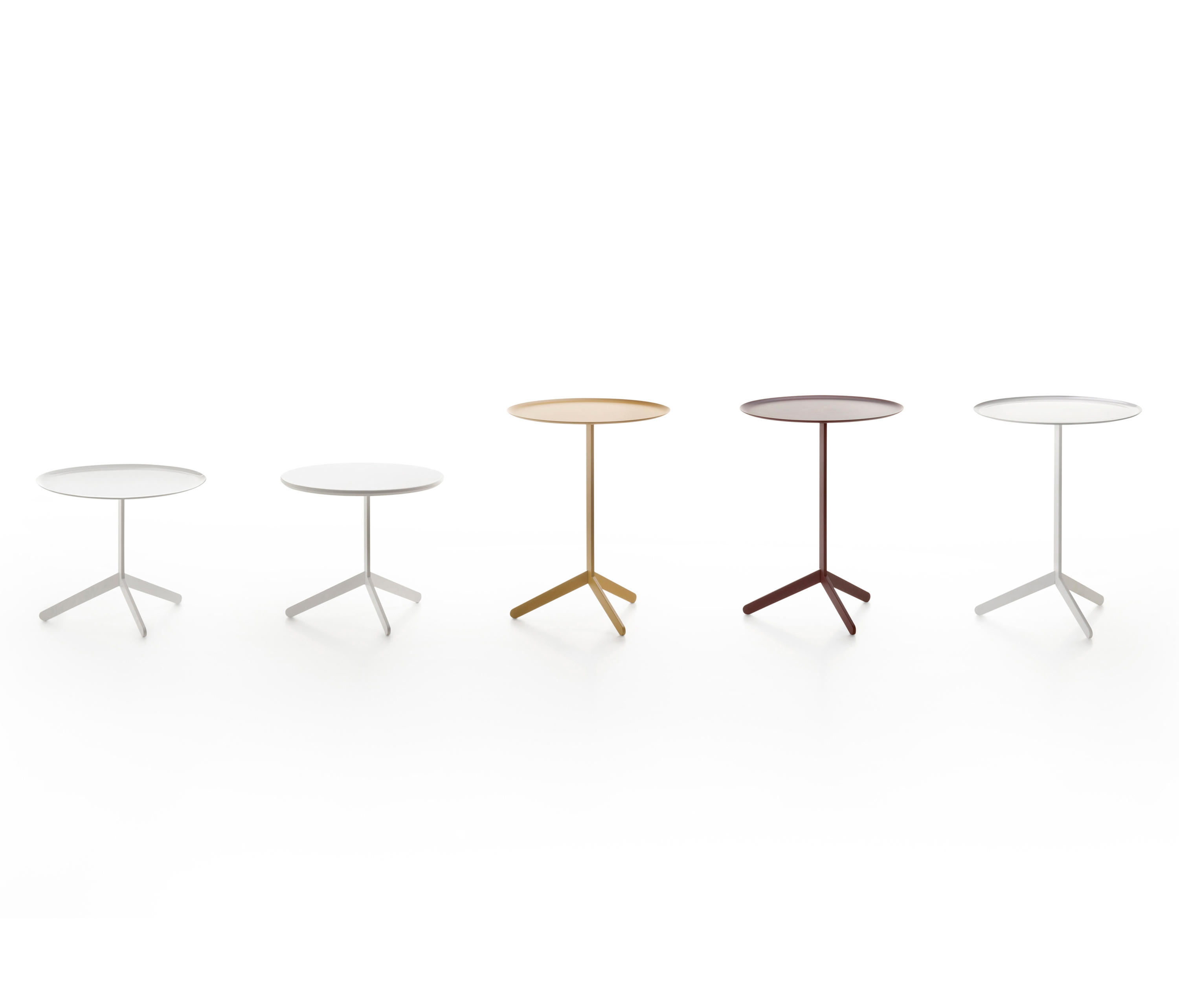 开云（中国） - 桌几|茶几/边几|办公家具|设计师家具|Baba 咖啡桌/茶几