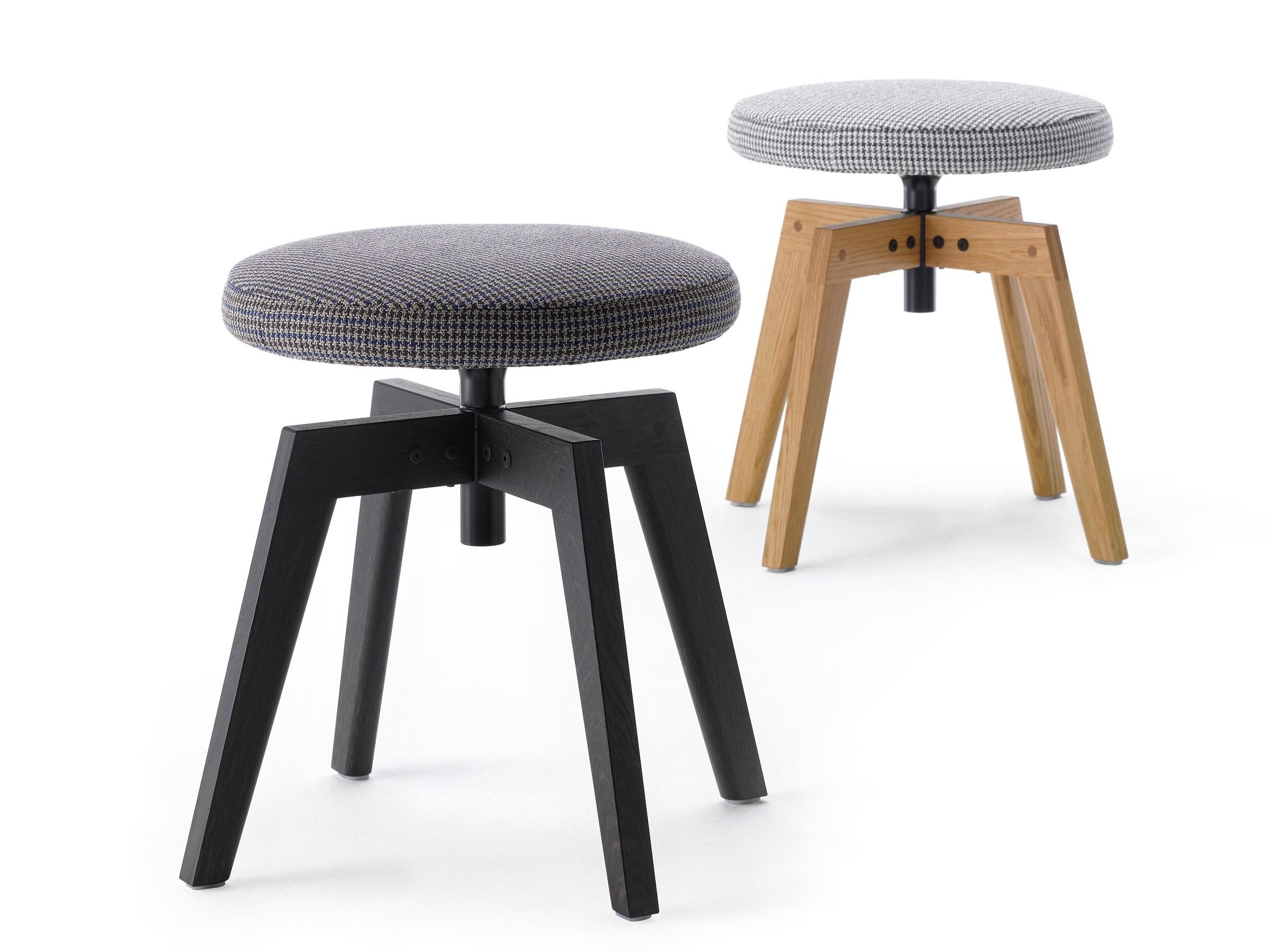 开云（中国） - 坐具|吧椅/凳子|办公家具|设计师家具|FLOW STOOL  矮凳