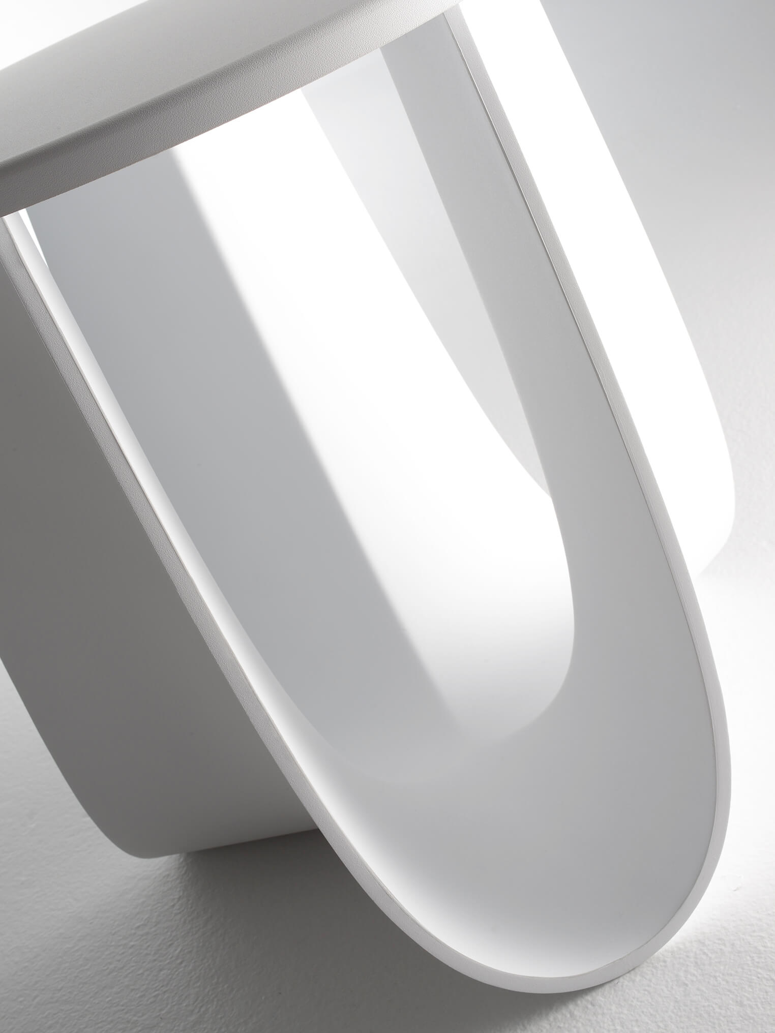 开云（中国） - 桌几|茶几/边几|办公家具|设计师家具|Polyurethane stool  茶几/角几