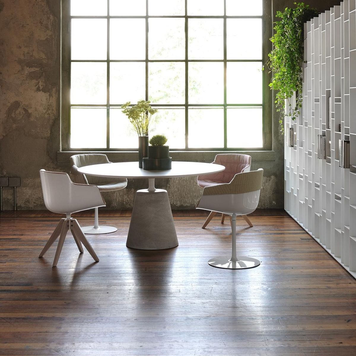 开云（中国） - 坐具|餐椅|办公家具|设计师家具|FLOW SLIM COLOR  洽谈椅/餐椅