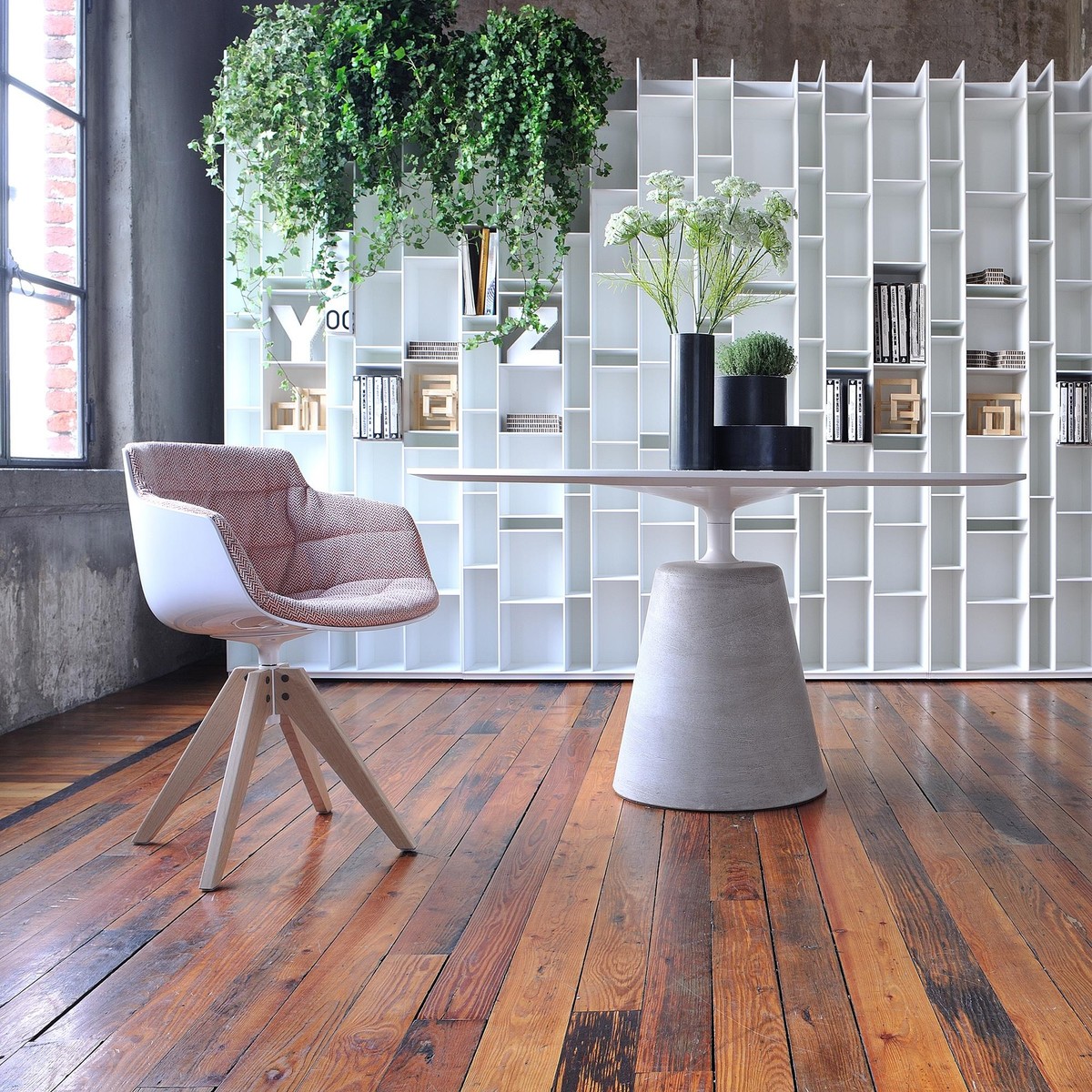 开云（中国） - 坐具|餐椅|办公家具|设计师家具|FLOW SLIM COLOR  洽谈椅/餐椅