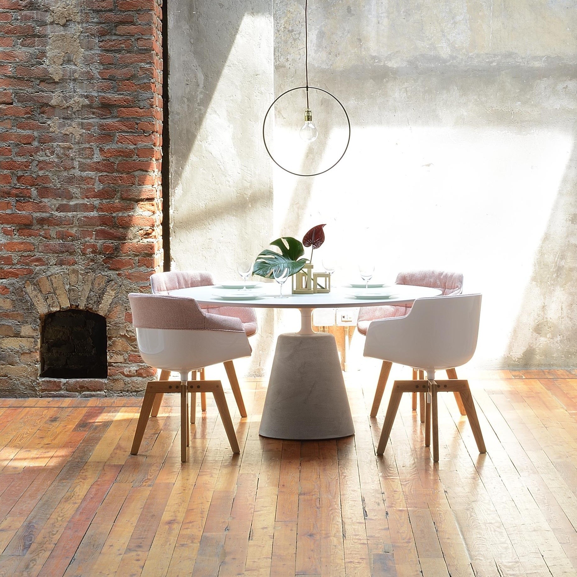 开云（中国） - 坐具|餐椅|办公家具|设计师家具|FLOW TEXTILE 洽谈椅/餐椅