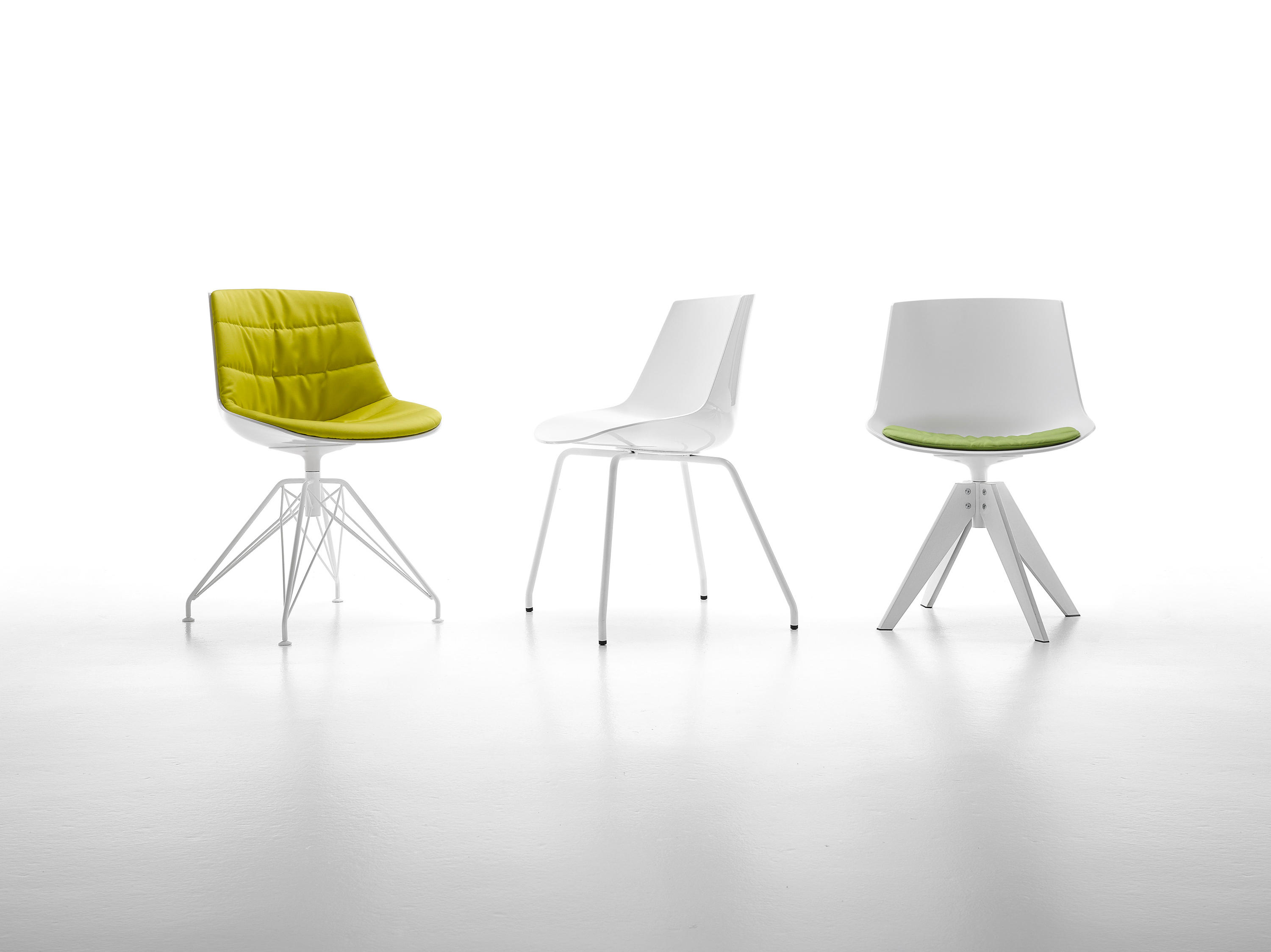 开云（中国） - 坐具|餐椅|办公家具|设计师家具|FLOW CHAIR 洽谈椅/餐椅