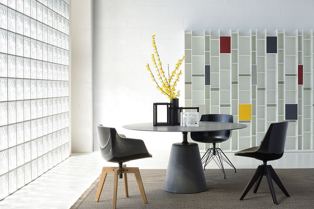 开云（中国） - 坐具|餐椅|办公家具|设计师家具|FLOW SLIM 洽谈椅/餐椅