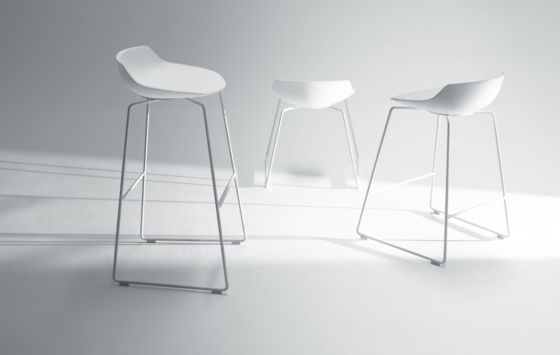 开云（中国） - 坐具|吧椅/凳子|办公家具|设计师家具|FLOW STOOL 吧椅