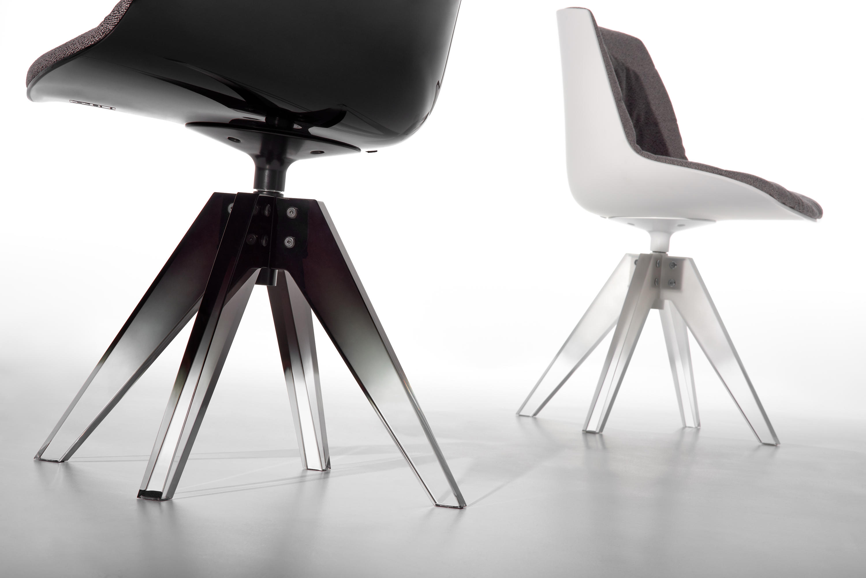 开云（中国） - 坐具|餐椅|办公家具|设计师家具|FLOW 10TH 洽谈椅/餐椅