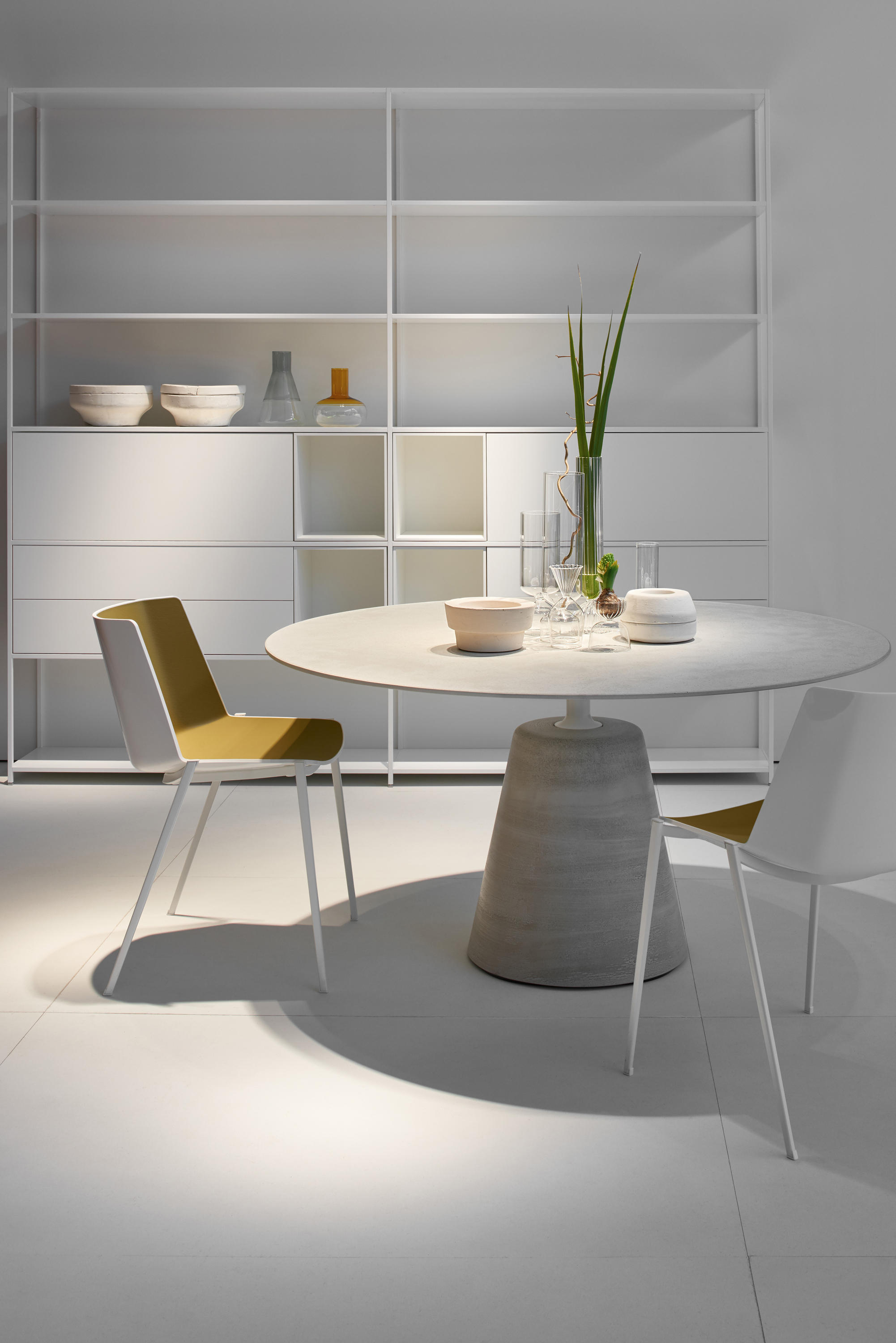 开云（中国） - 坐具|餐椅|办公家具|设计师家具|AIKU 洽谈椅/餐椅