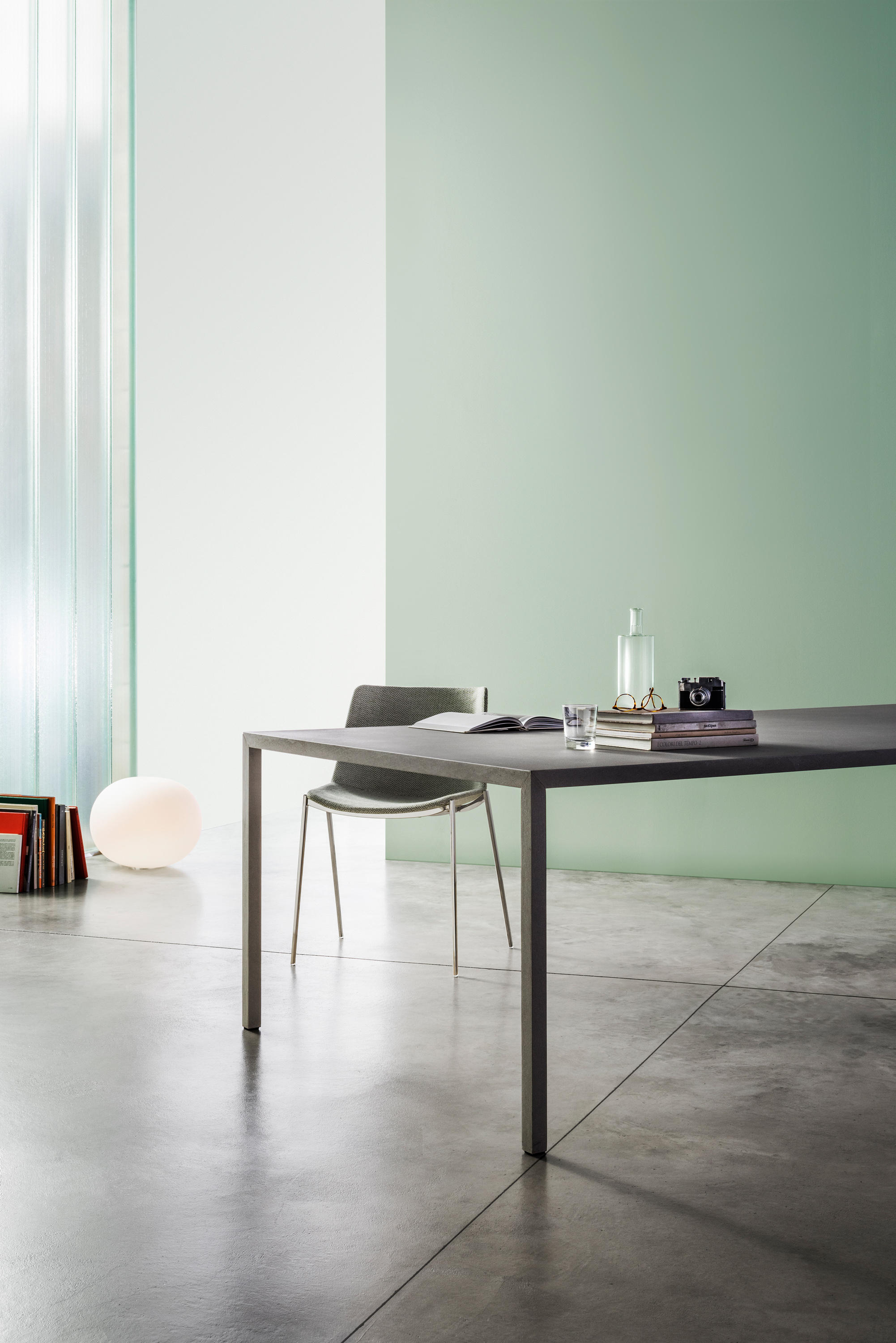 开云（中国） - 坐具|餐椅|办公家具|设计师家具|AIKU 洽谈椅/餐椅