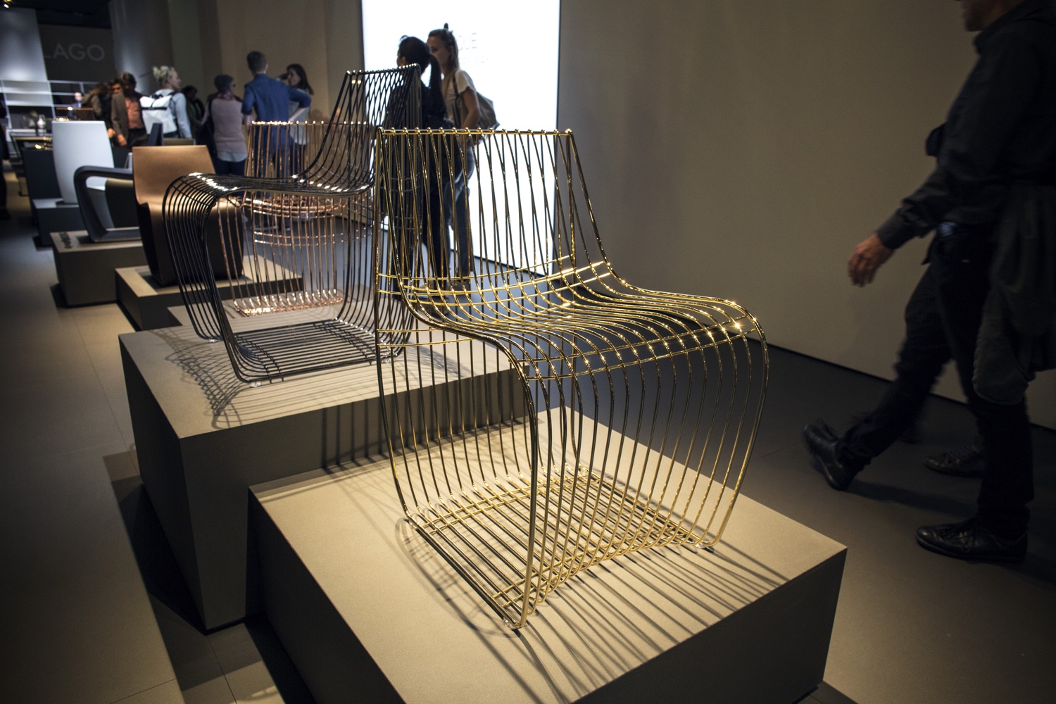 开云（中国） - 坐具|休闲椅|办公家具|设计师家具|SIGN FILO  金属休闲椅