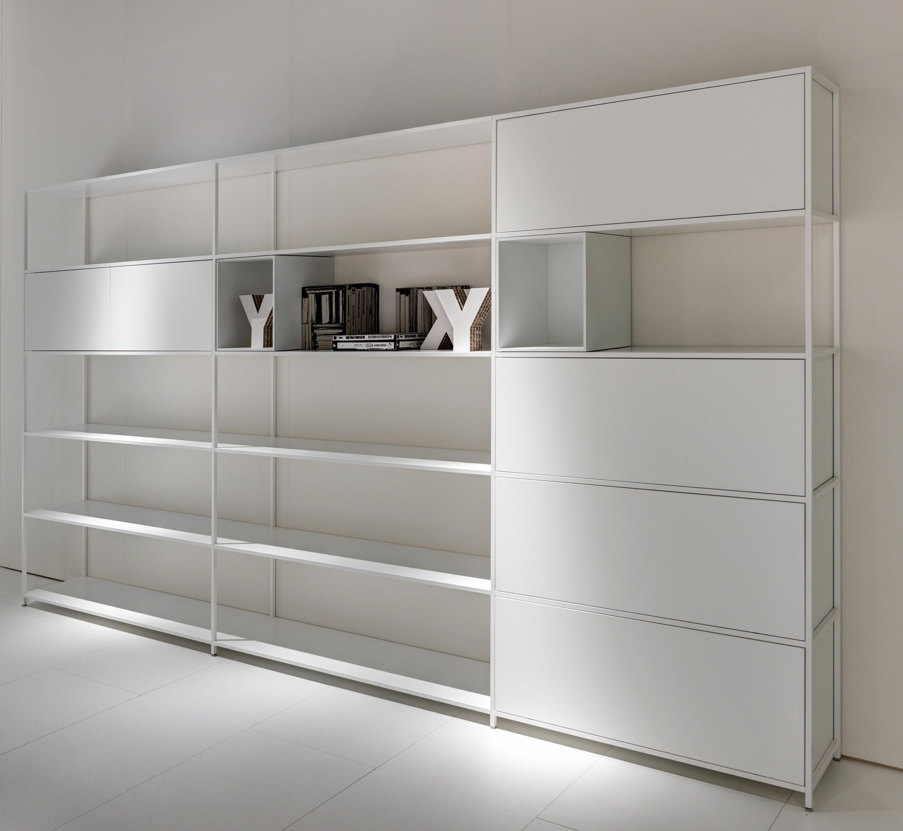 开云（中国） - 储物|装饰架|办公家具|设计师家具|MINIMA 装饰柜/书柜