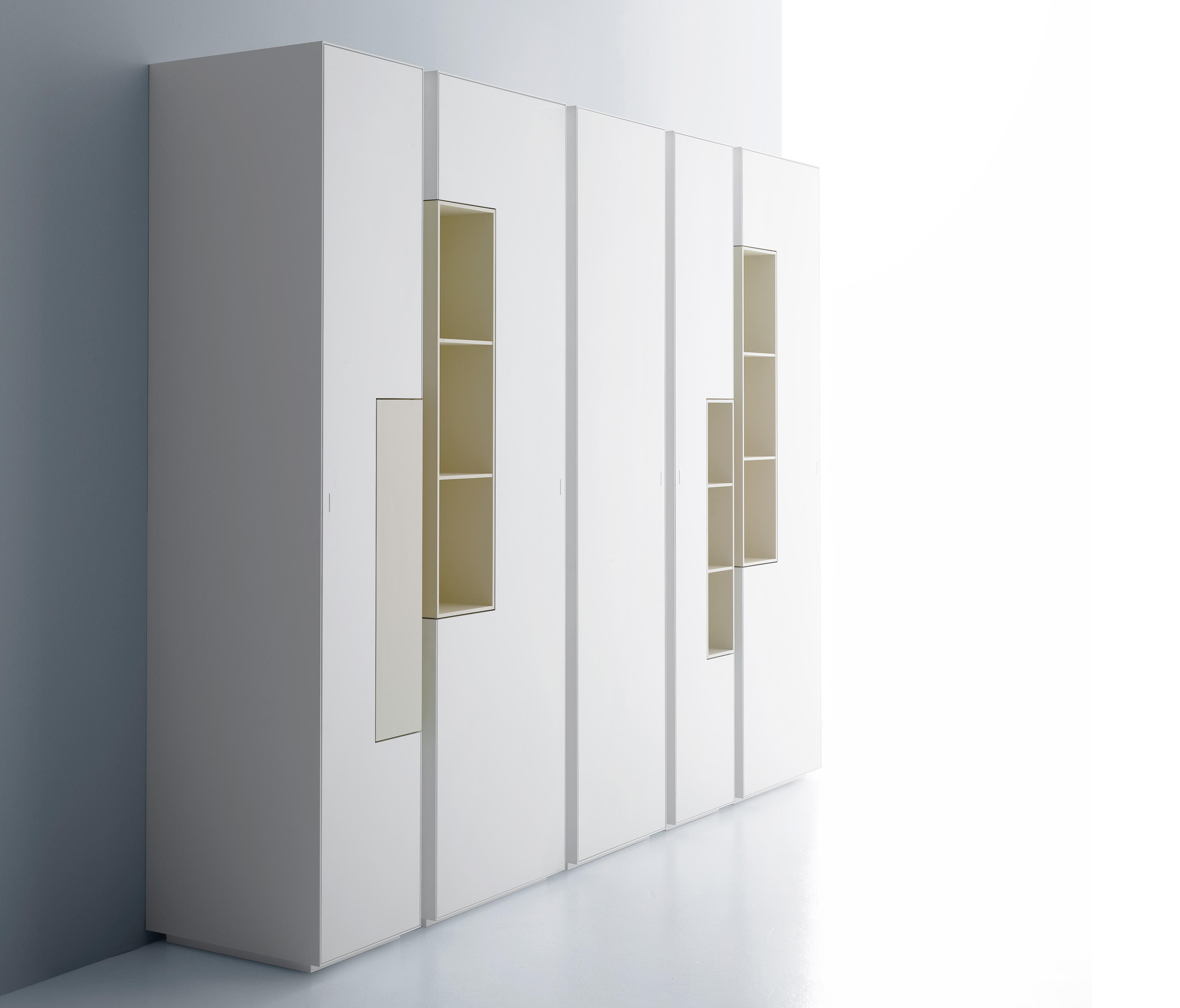 开云（中国） - 储物|装饰架|办公家具|设计师家具|INMOTION 装饰柜