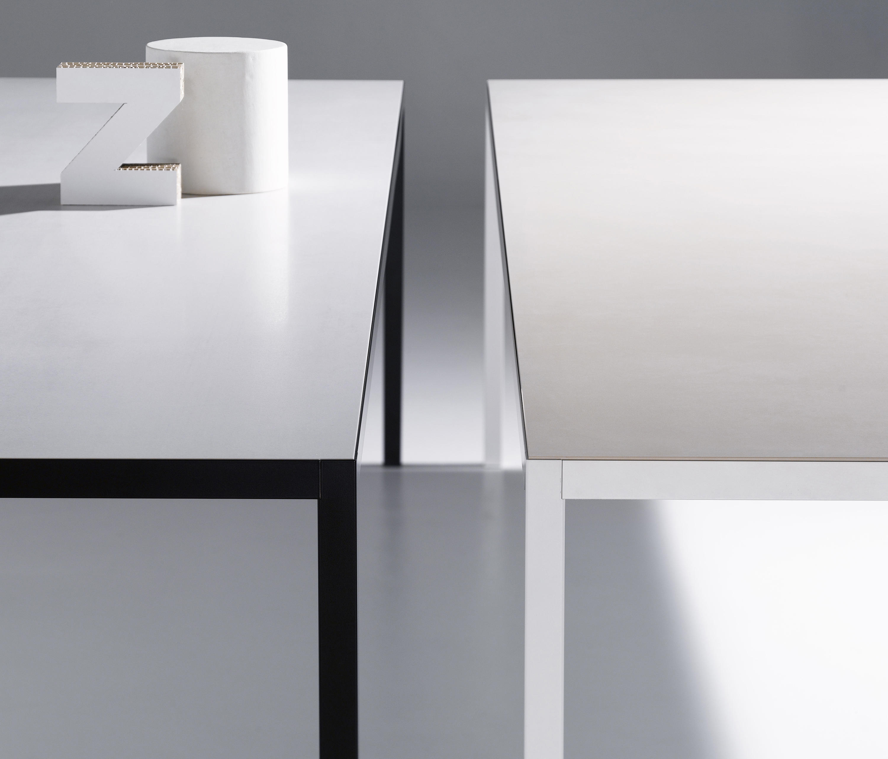 开云（中国） - 桌几|咖啡桌|办公家具|设计师家具|LIM 3.0 咖啡桌/茶几