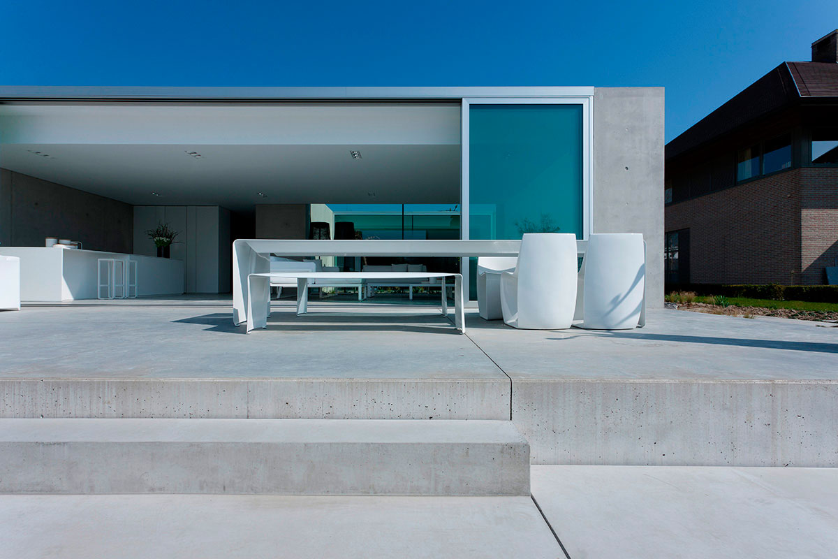 开云（中国） - 桌几|餐桌|办公家具|设计师家具|LA GRANDE TABLE 洽谈台/餐台