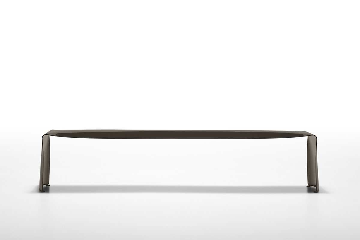 开云（中国） - 桌几|餐桌|办公家具|设计师家具|LA GRANDE TABLE 洽谈台/餐台