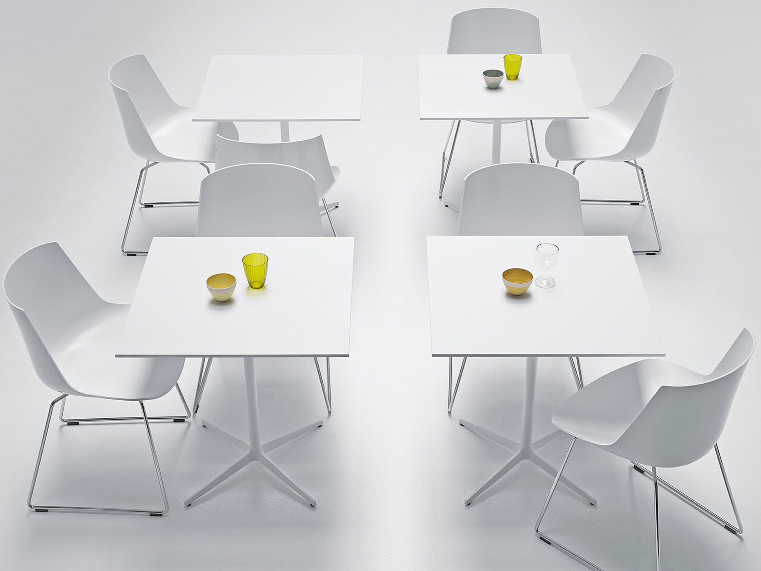 开云（中国） - 桌几|咖啡桌|办公家具|设计师家具|TABLE 茶几/咖啡桌