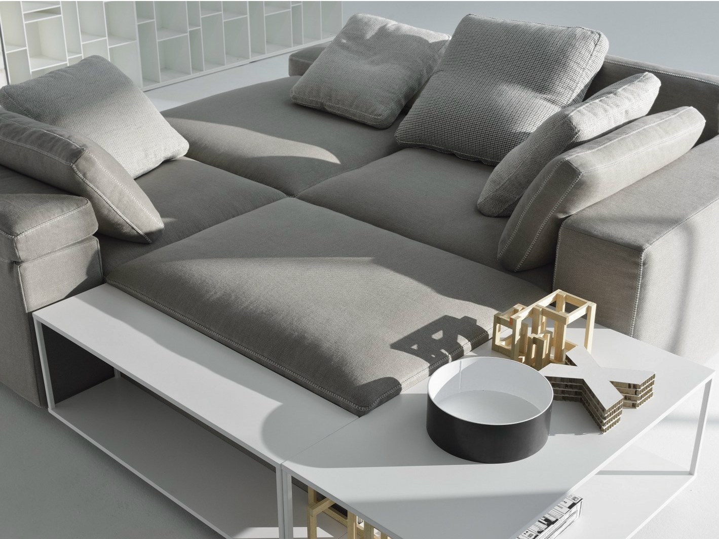 开云（中国） - 桌几|茶几/边几|办公家具|设计师家具|GRAFO LOW TABLE 茶几/咖啡桌