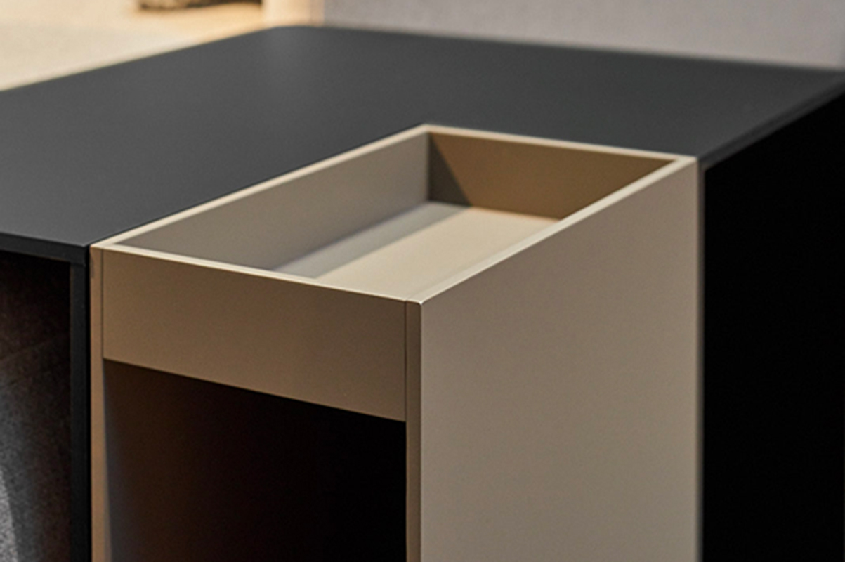 开云（中国） - 桌几|茶几/边几|办公家具|设计师家具|COSY LOW TABLE 角几