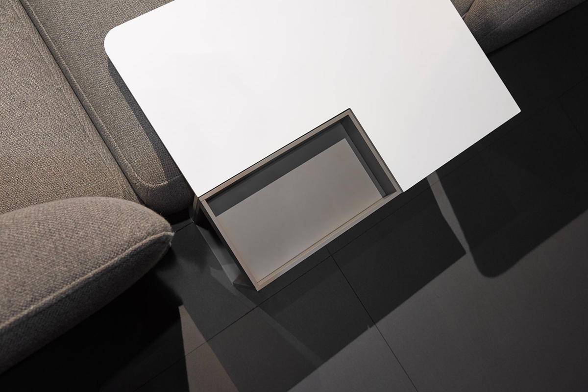 开云（中国） - 桌几|茶几/边几|办公家具|设计师家具|COSY LOW TABLE 角几