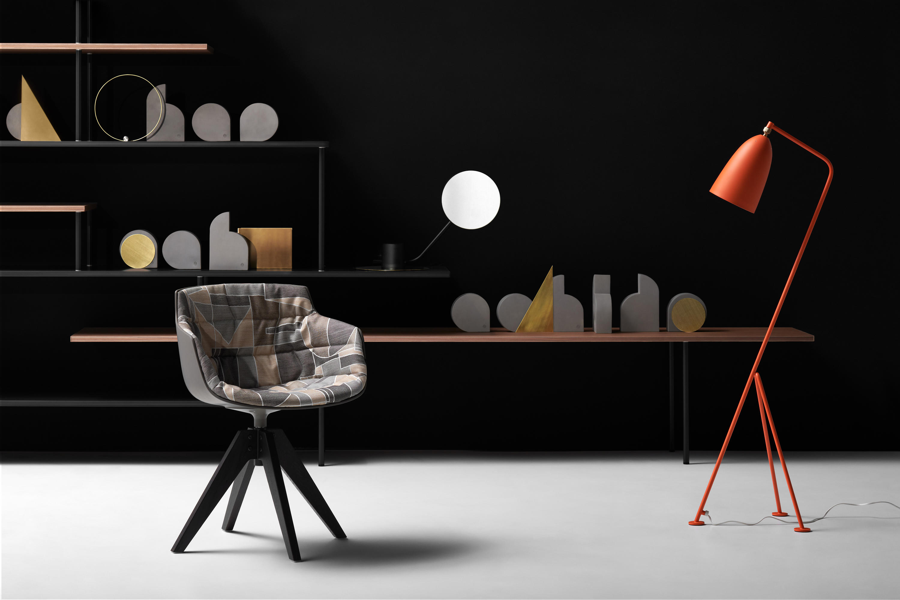 开云（中国） - 储物|装饰架|办公家具|设计师家具|SUPER POSITION 铝制书柜