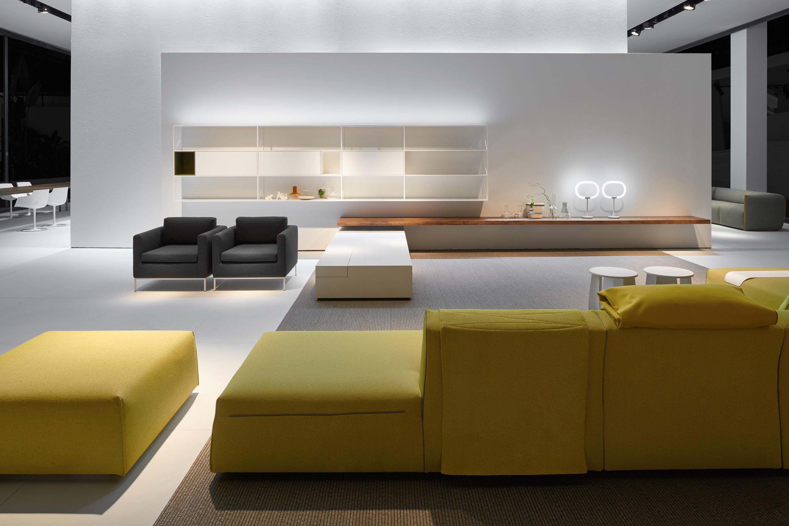 开云（中国） - 坐具|吧椅/凳子|办公家具|设计师家具|Link 条凳/矮凳