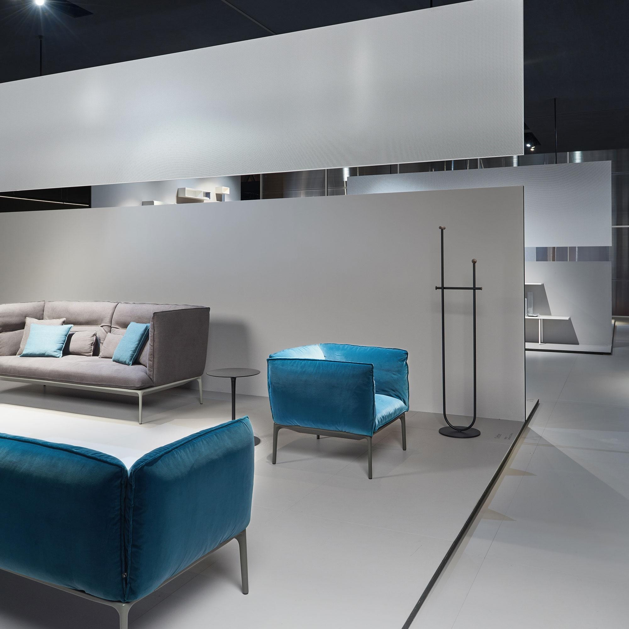 开云（中国） - 附件|衣帽架|办公家具|设计师家具|OMBRE 衣架