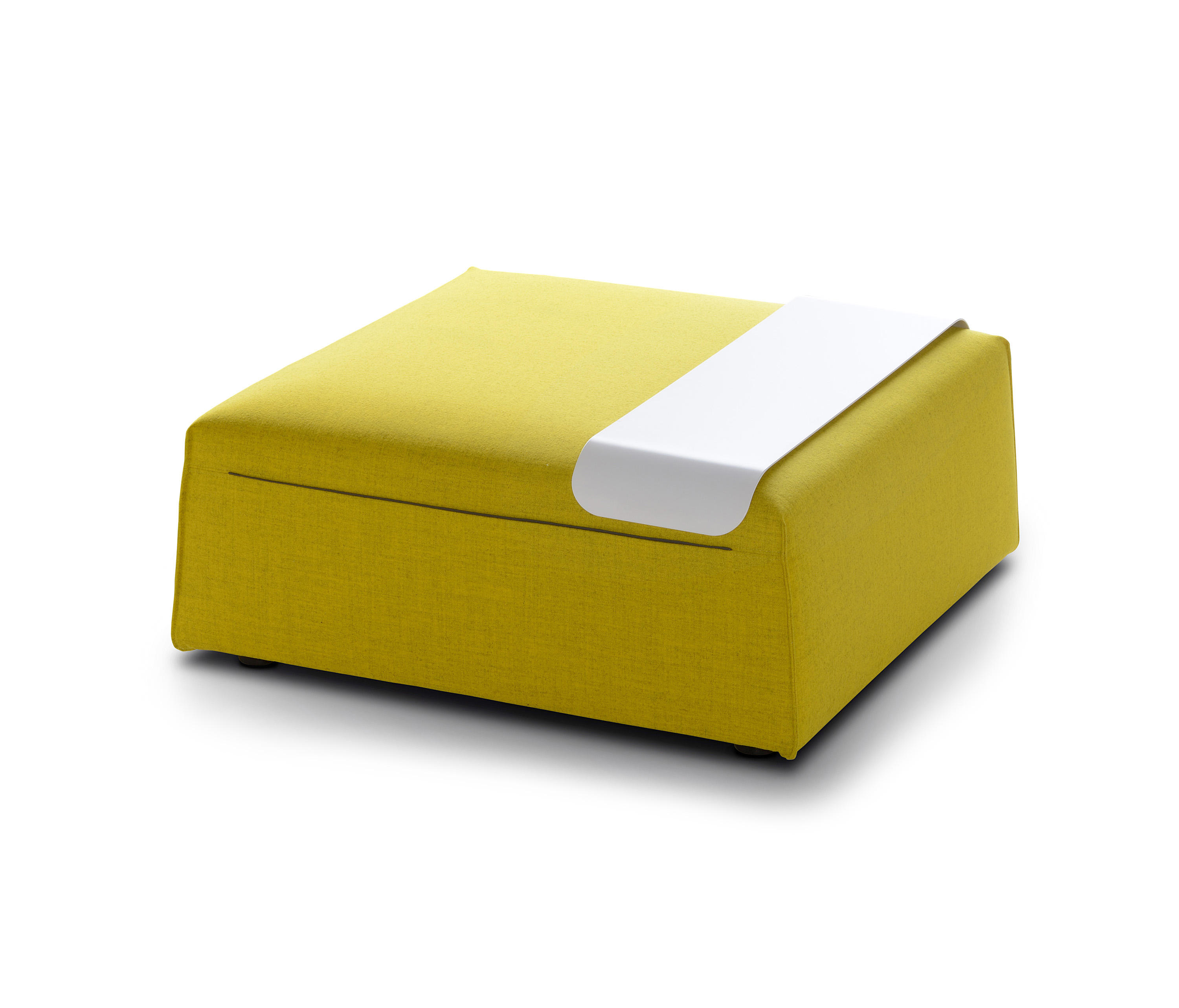 开云（中国） - 坐具|沙发|办公家具|设计师家具|THEA 沙发