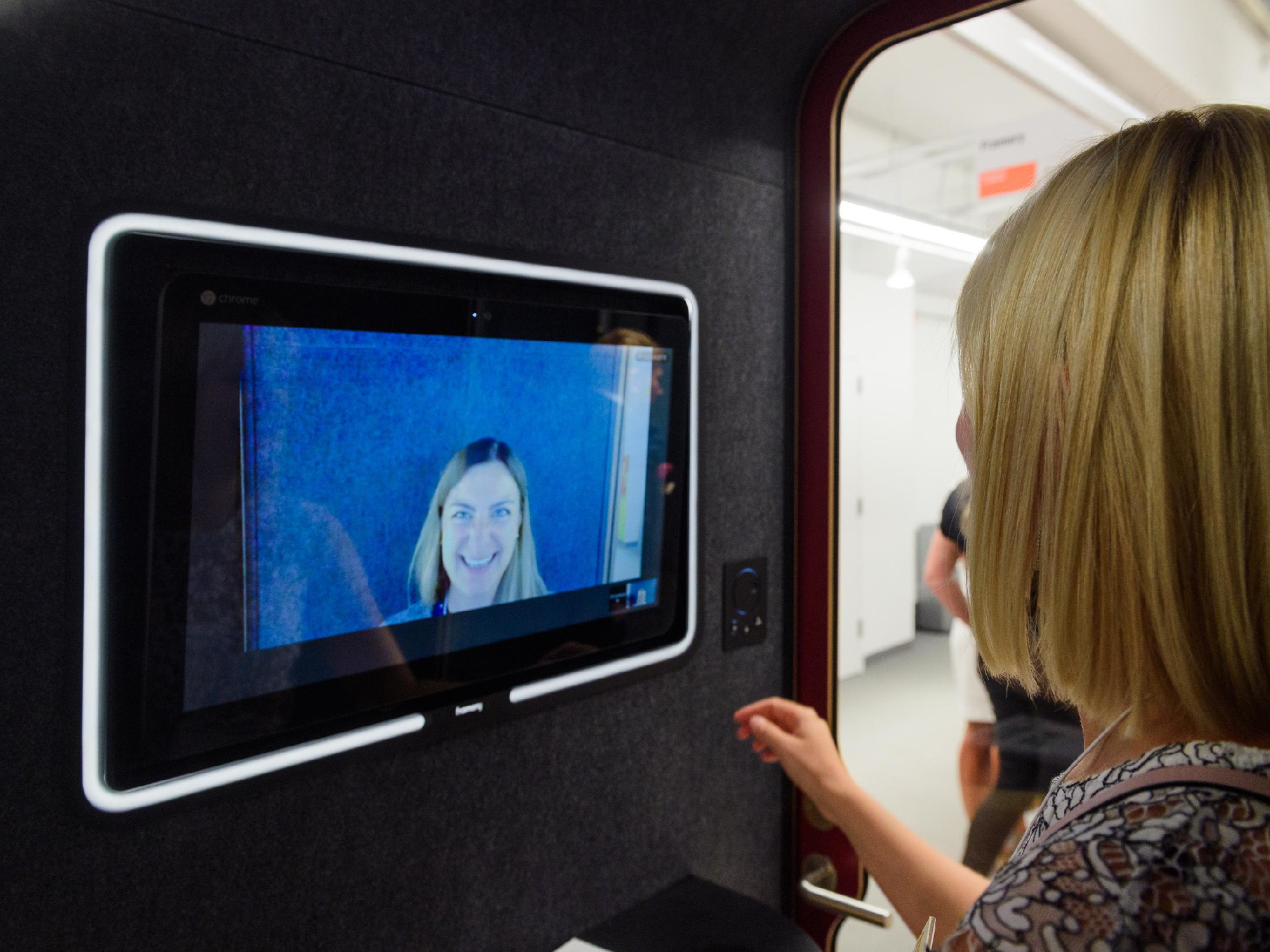 会议台|静音舱/洽谈屋|办公家具|设计师家具|Framery O 隔音屋/电话间