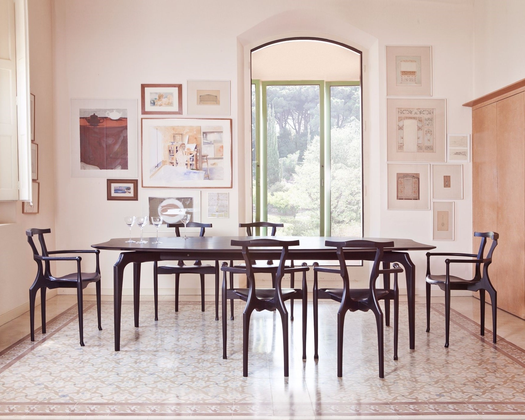 开云（中国） - 桌几|餐桌|办公家具|设计师家具|Gaulino 餐桌