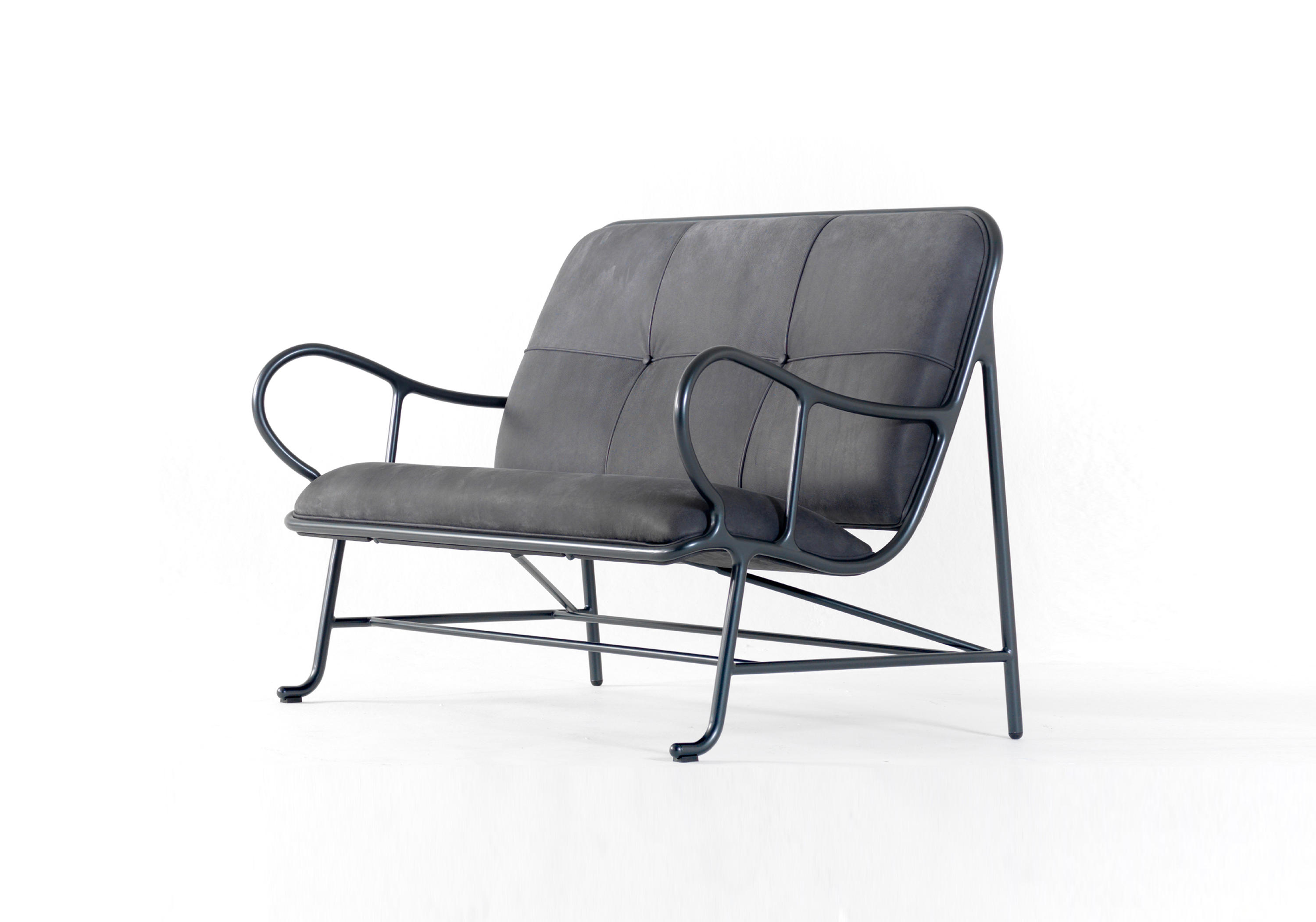 开云（中国） - 坐具|休闲椅|办公家具|设计师家具|GARDENIAS INDOOR 休闲沙发