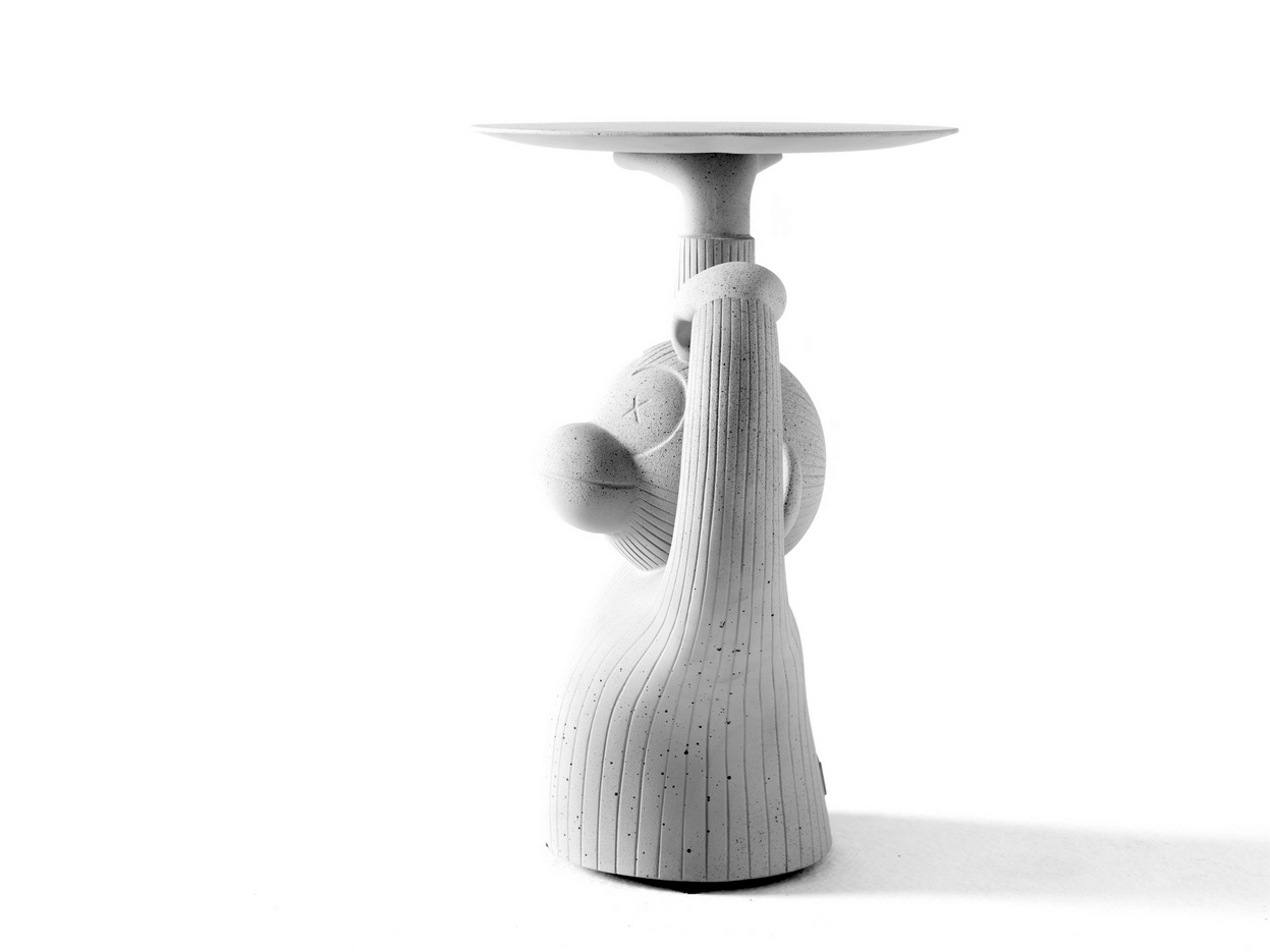 开云（中国） - 桌几|茶几/边几|办公家具|设计师家具|MONKEY 茶几/边几