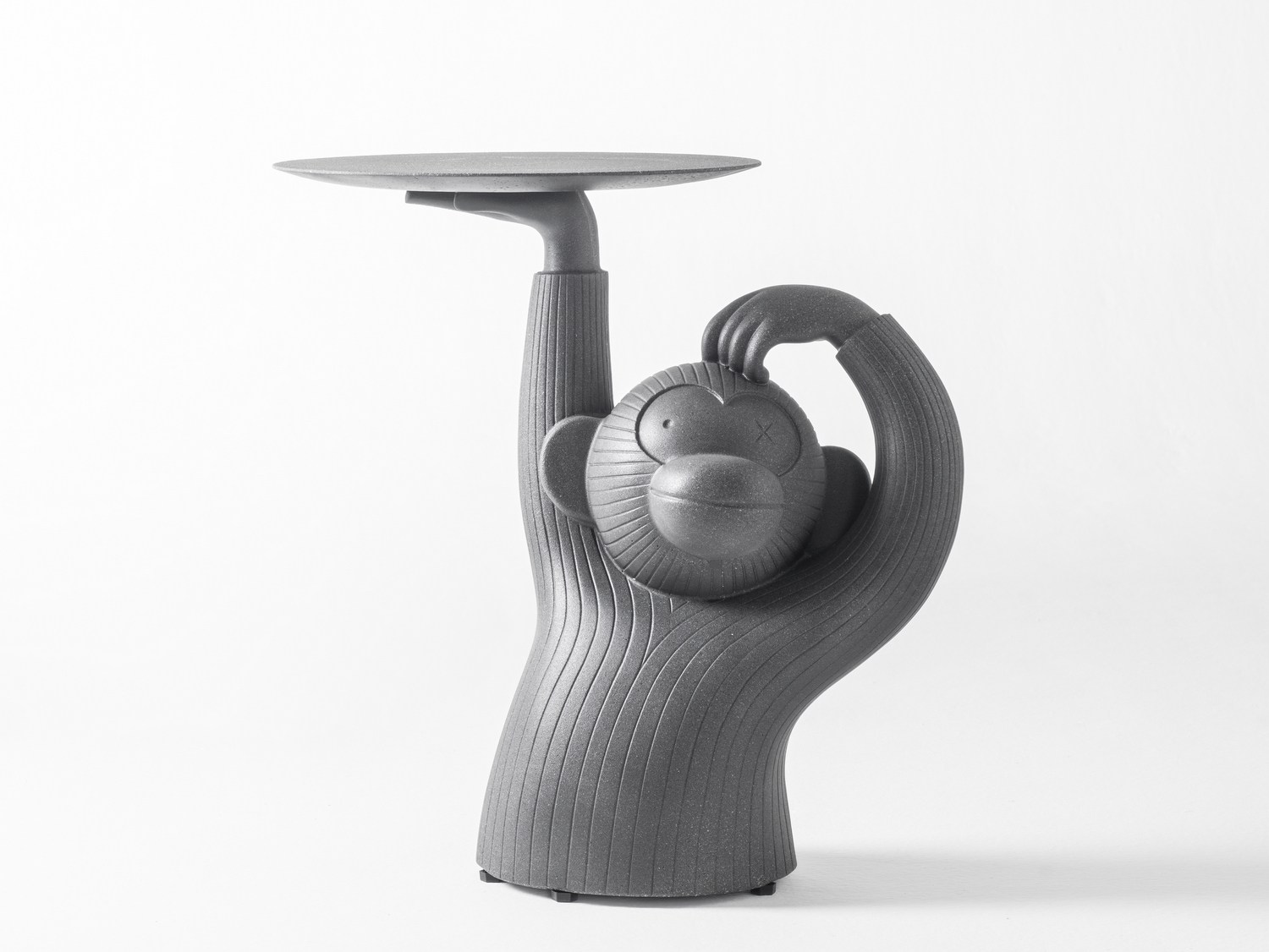 开云（中国） - 桌几|茶几/边几|办公家具|设计师家具|MONKEY 茶几/边几