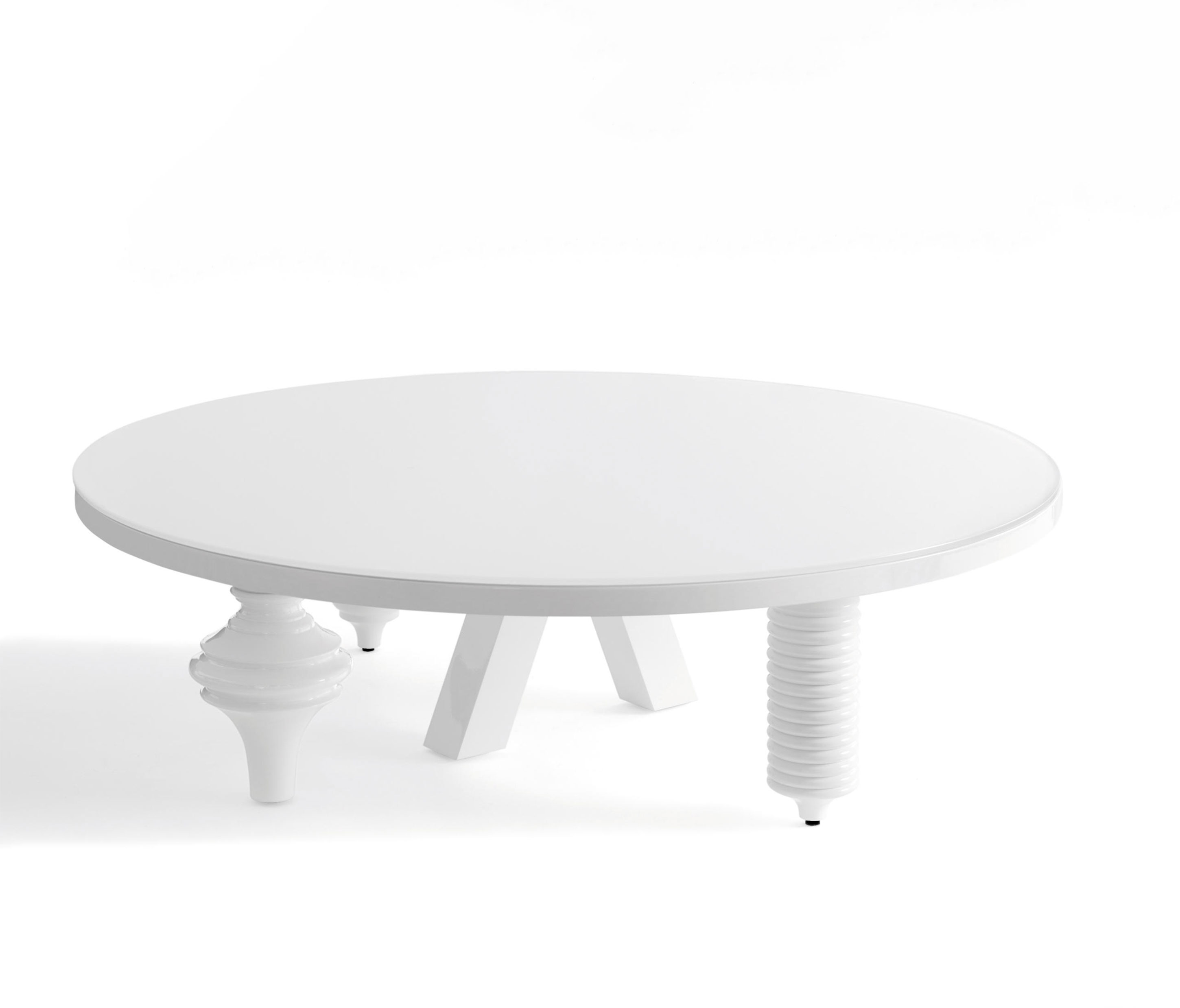 [开云（中国） - 桌几|茶几/边几|办公家具|设计师家具|Showtime 茶几/边几]