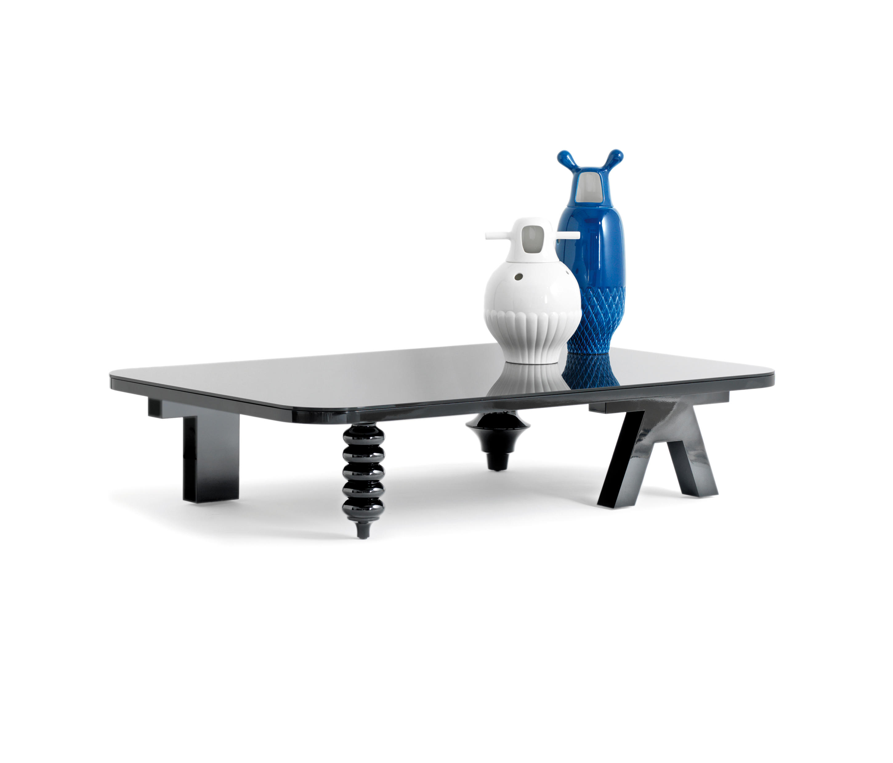 开云（中国） - 桌几|茶几/边几|办公家具|设计师家具|Showtime 茶几/边几