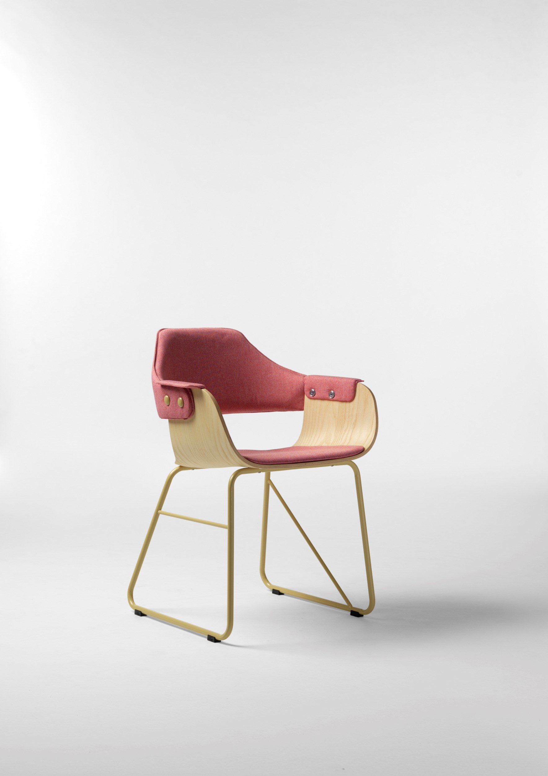 开云（中国） - 坐具|餐椅|办公家具|设计师家具|SHOWTIME 餐椅/洽谈椅