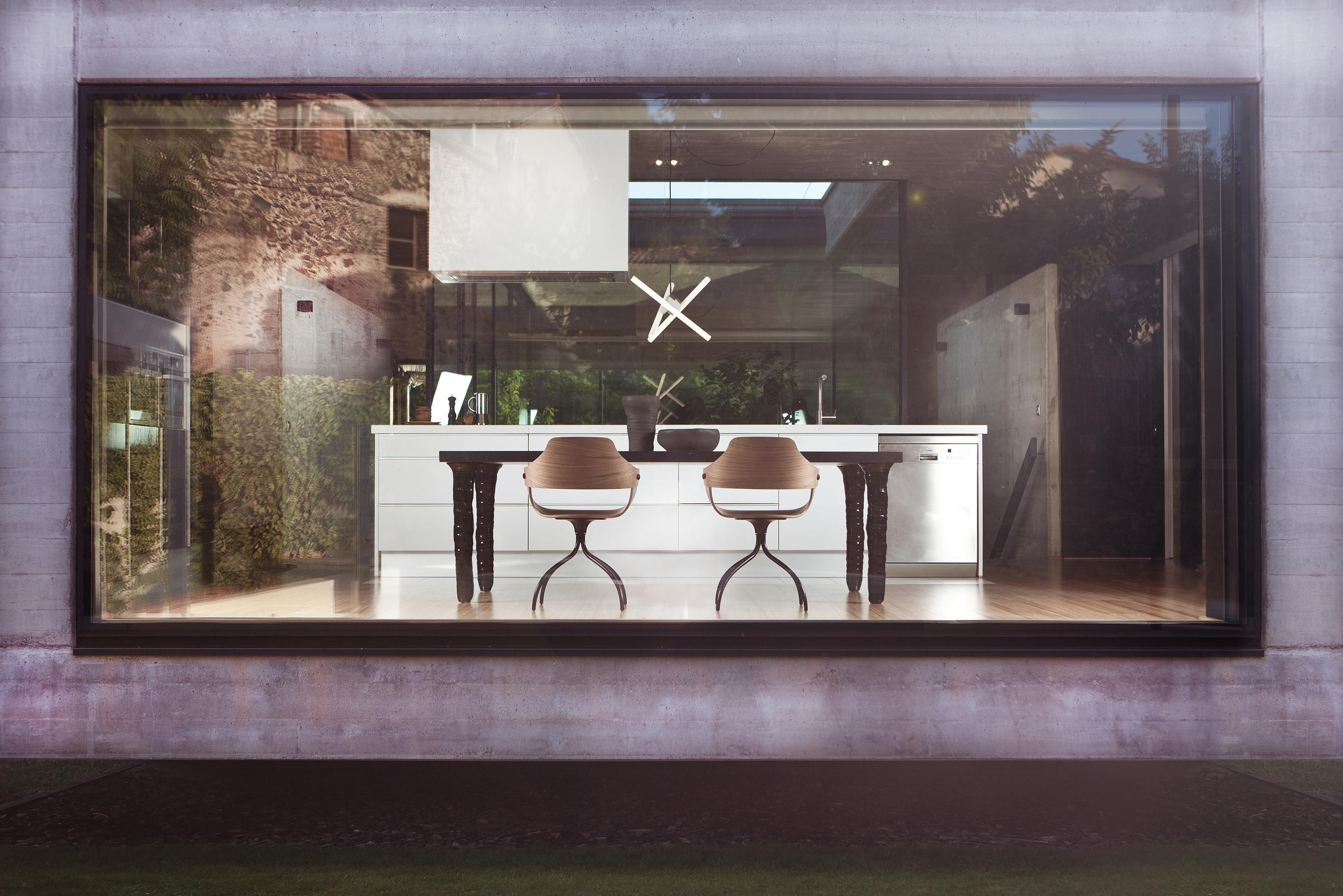 开云（中国） - 坐具|餐椅|办公家具|设计师家具|SHOWTIME 餐椅/洽谈椅