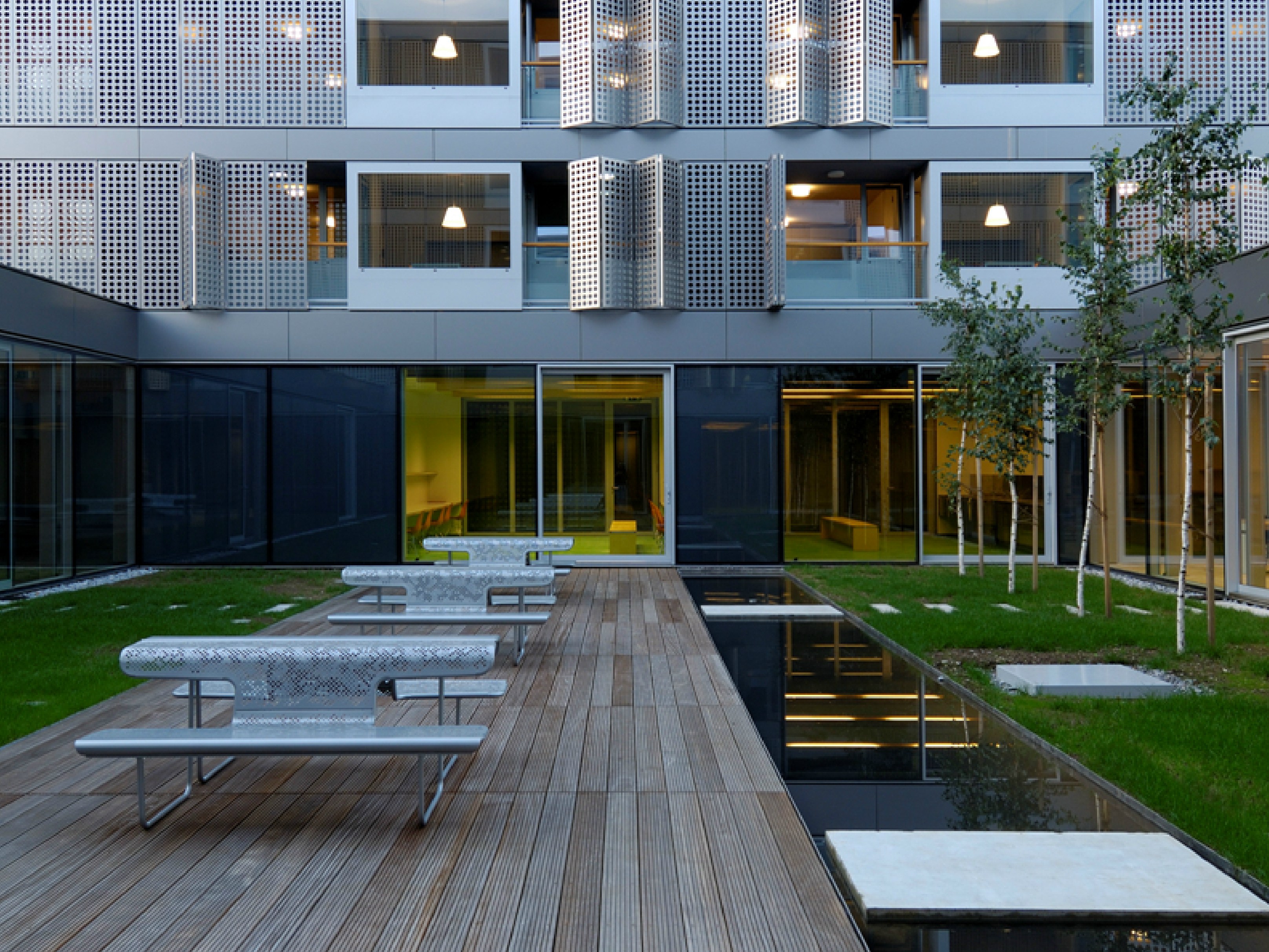 开云（中国） - 坐具|户外椅|办公家具|设计师家具|EL POETA  户外等候椅