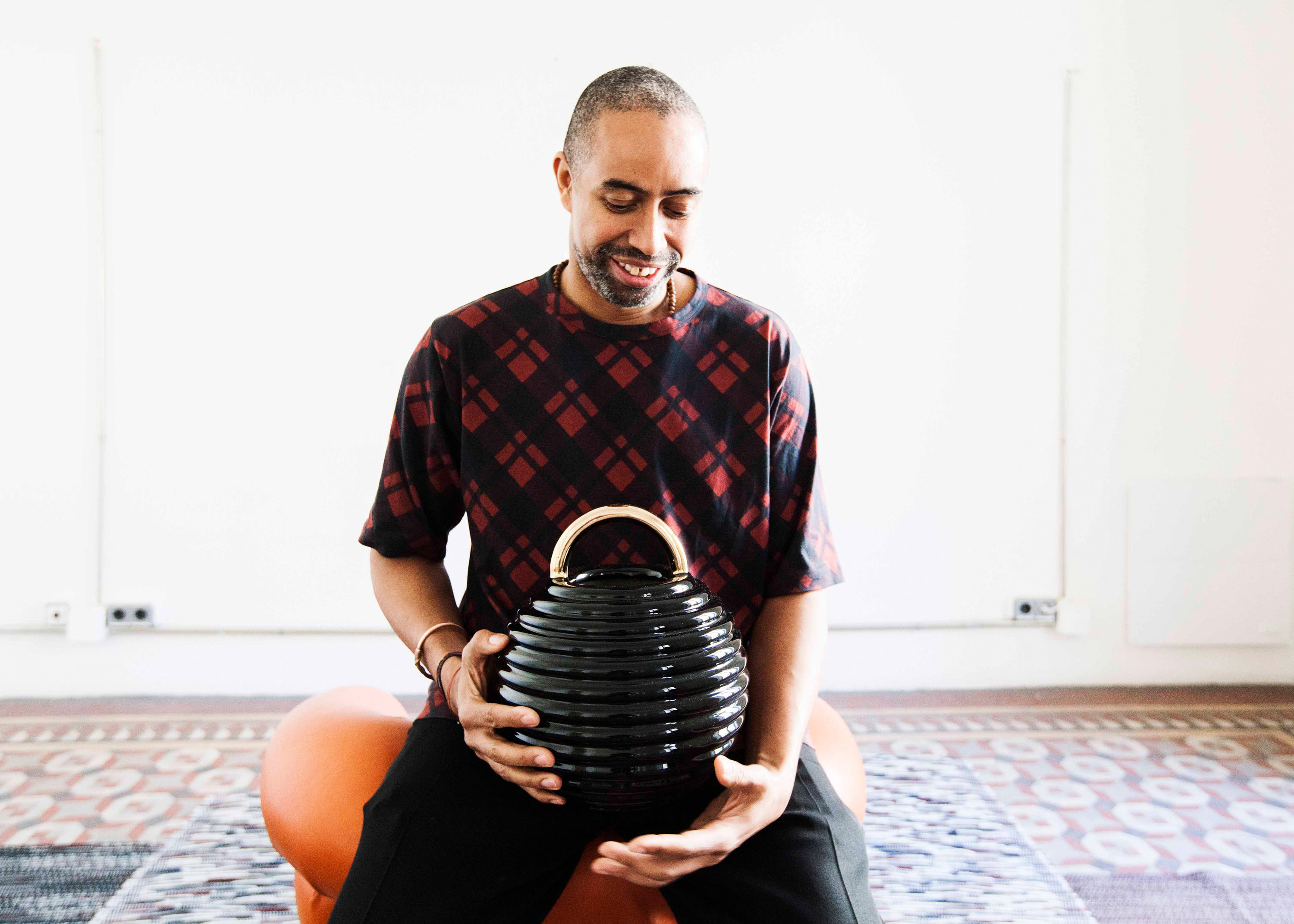 开云（中国） - 附件|花器|办公家具|设计师家具|Grasso  花瓶/饰品