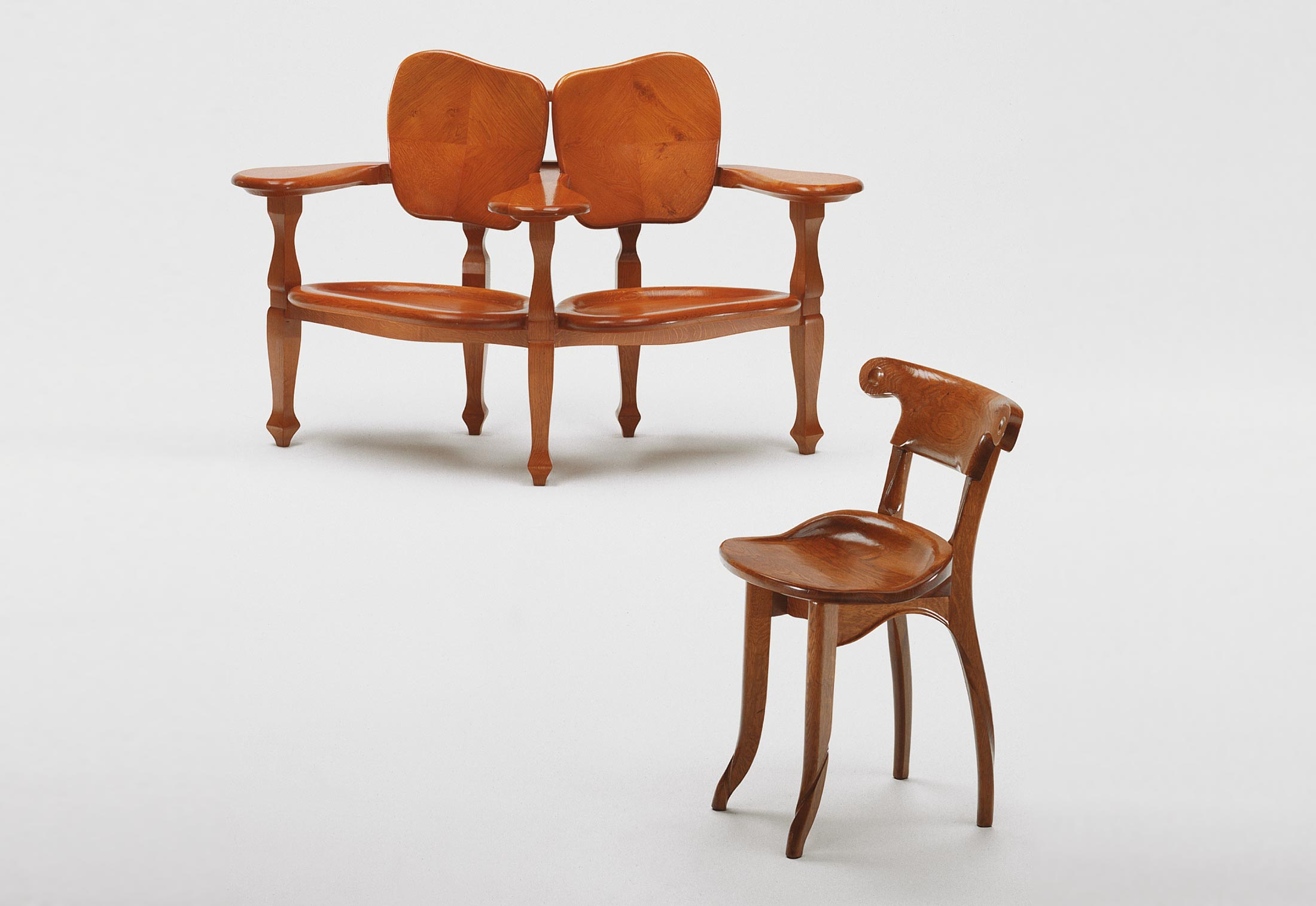 开云（中国） - 坐具|休闲椅|办公家具|设计师家具|Calvet bench 实木椅子/实木沙发