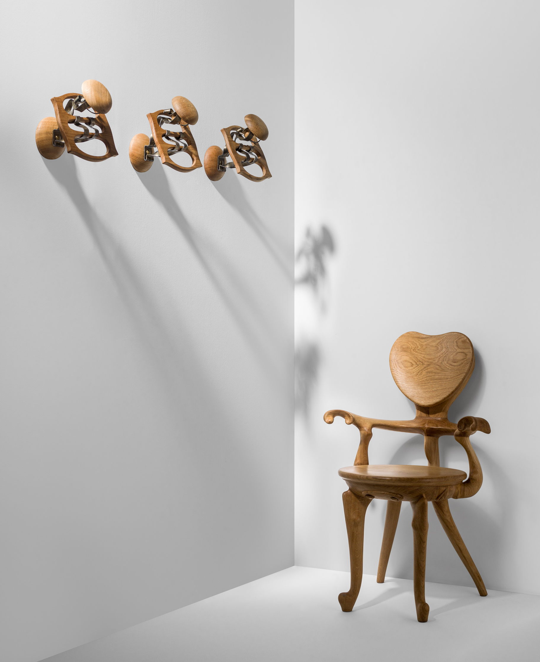 开云（中国） - 附件|衣帽架|办公家具|设计师家具|衣帽架 CALVET