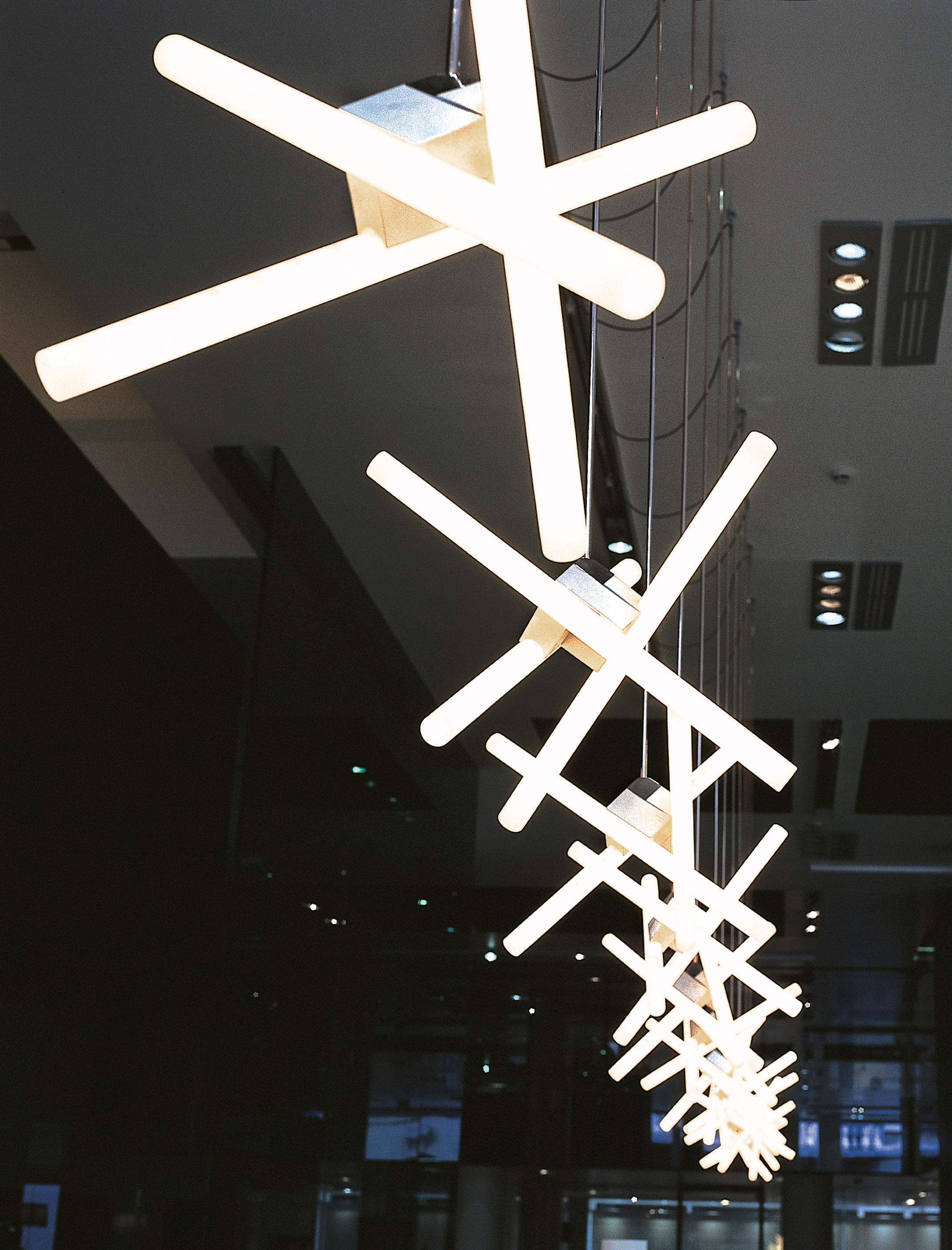 开云（中国） - 灯饰|吊灯|办公家具|设计师家具|Olivdada 吊灯