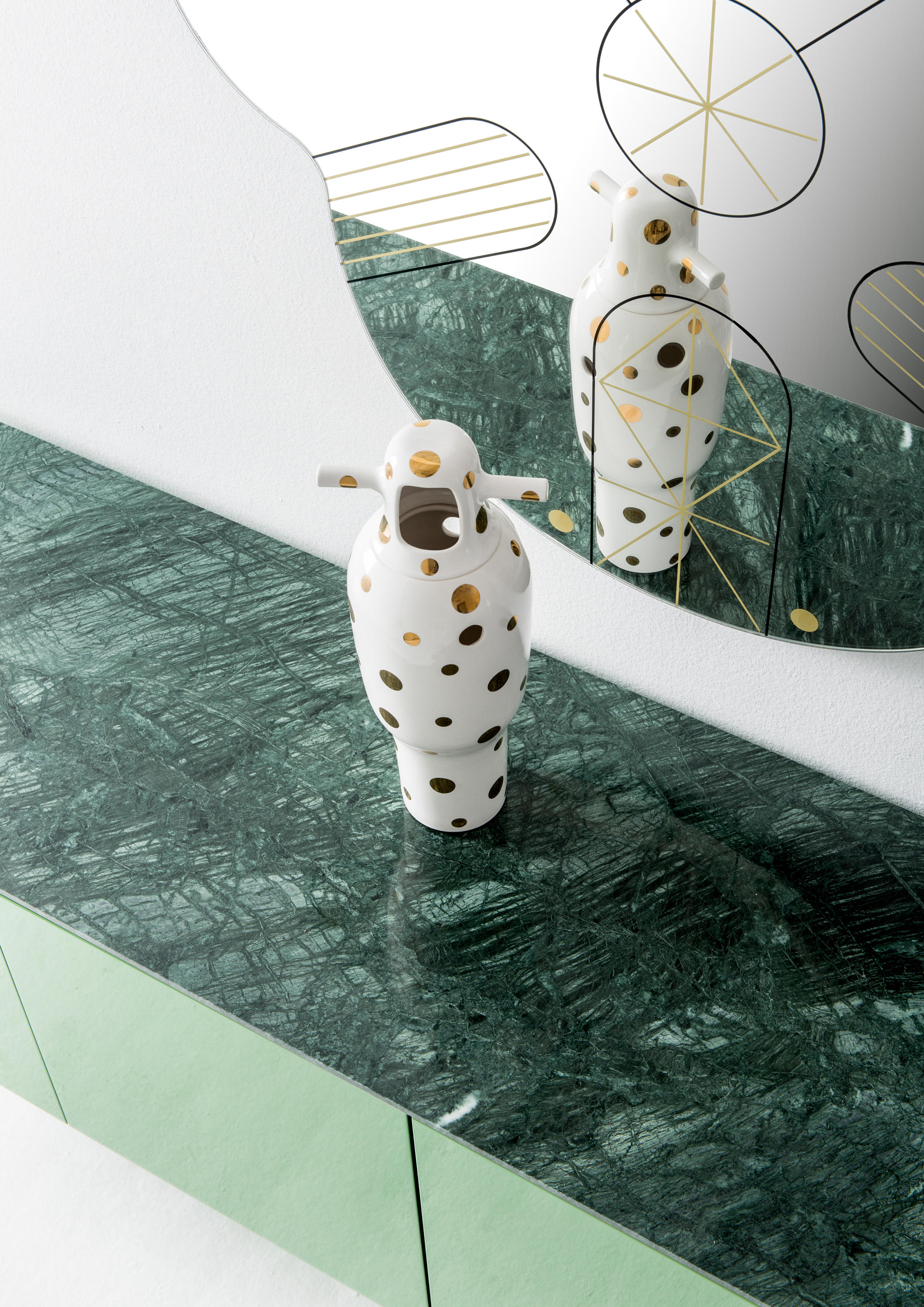 开云（中国） - 储物|装饰架|办公家具|设计师家具|MULTILEG 餐边柜/装饰柜